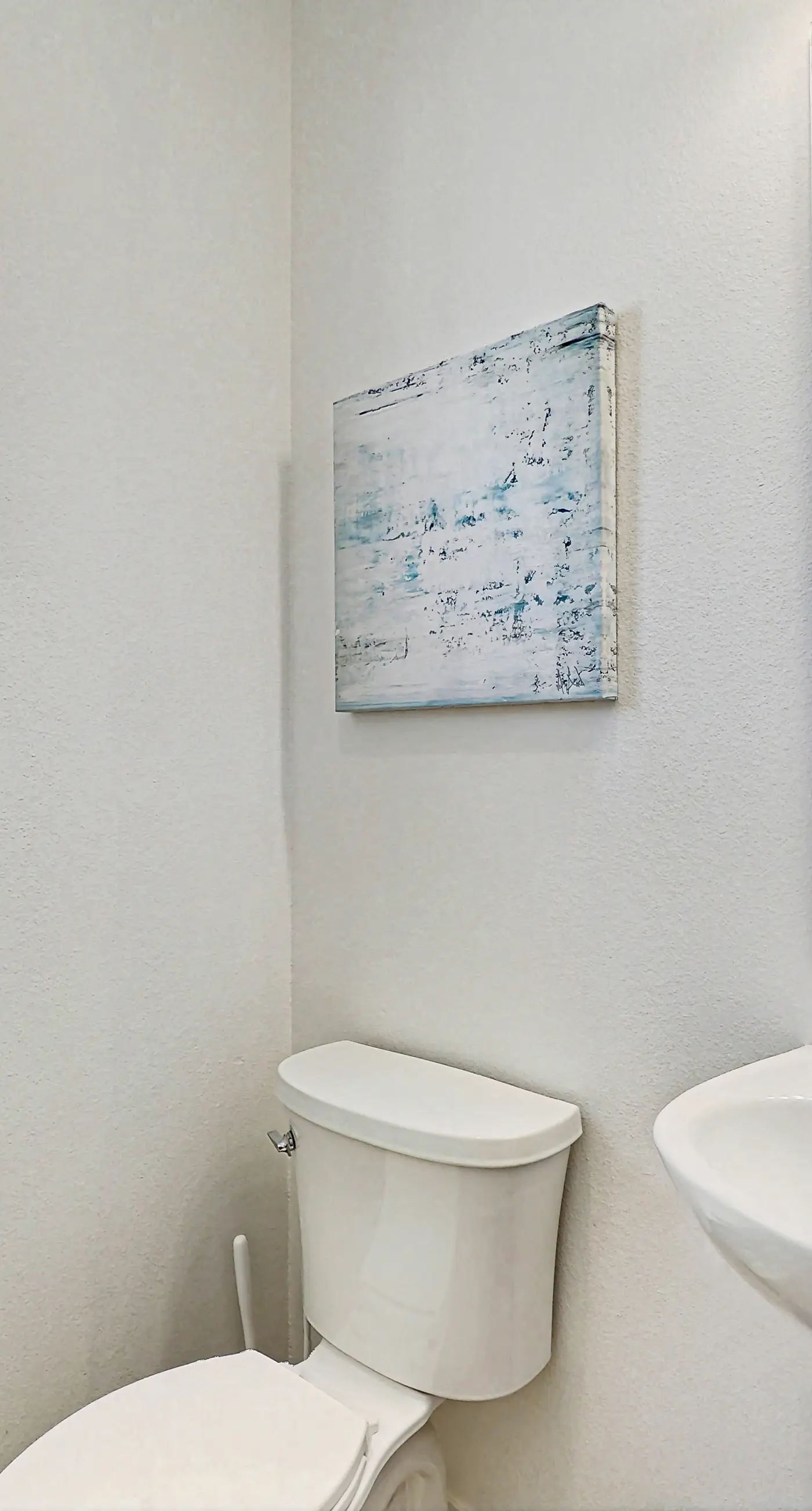 Gorgeous townhouse, plenty of space, lots of games, shared pool, close to beach