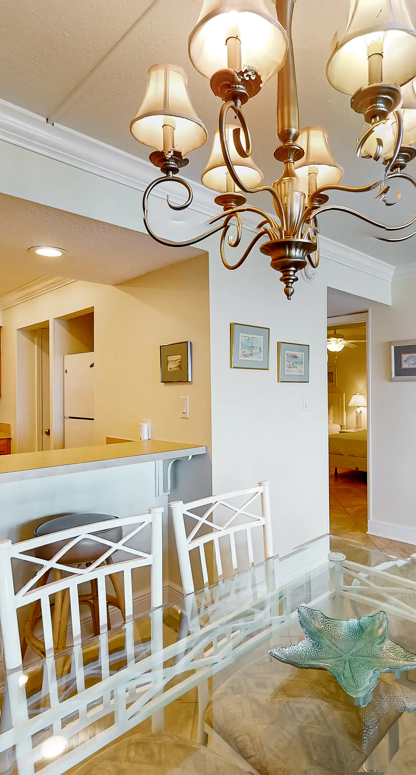 Beachfront ground-floor condo with beach & Gulf views, outdoor pool & tennis