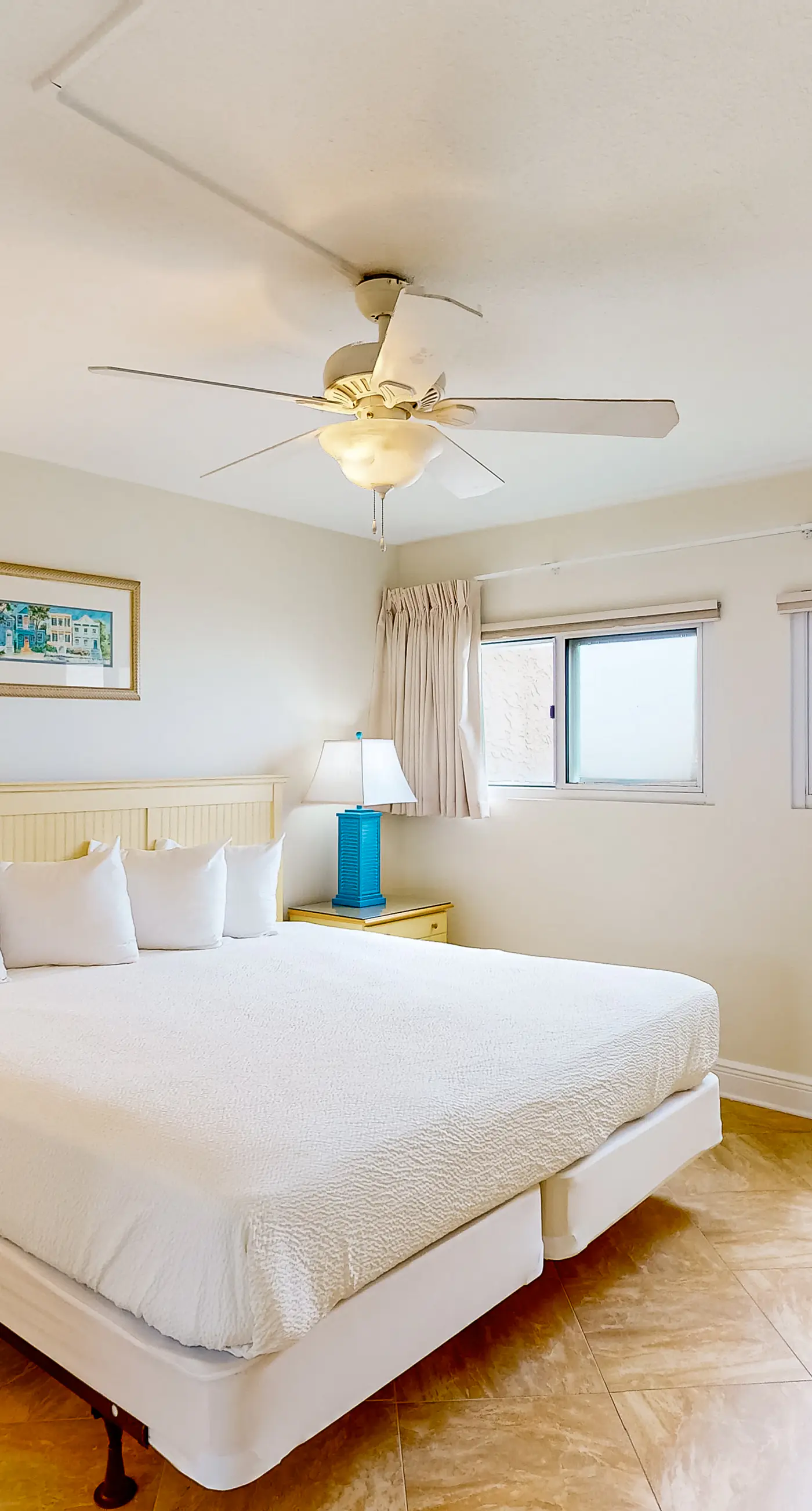 Beachfront ground-floor condo with beach & Gulf views, outdoor pool & tennis