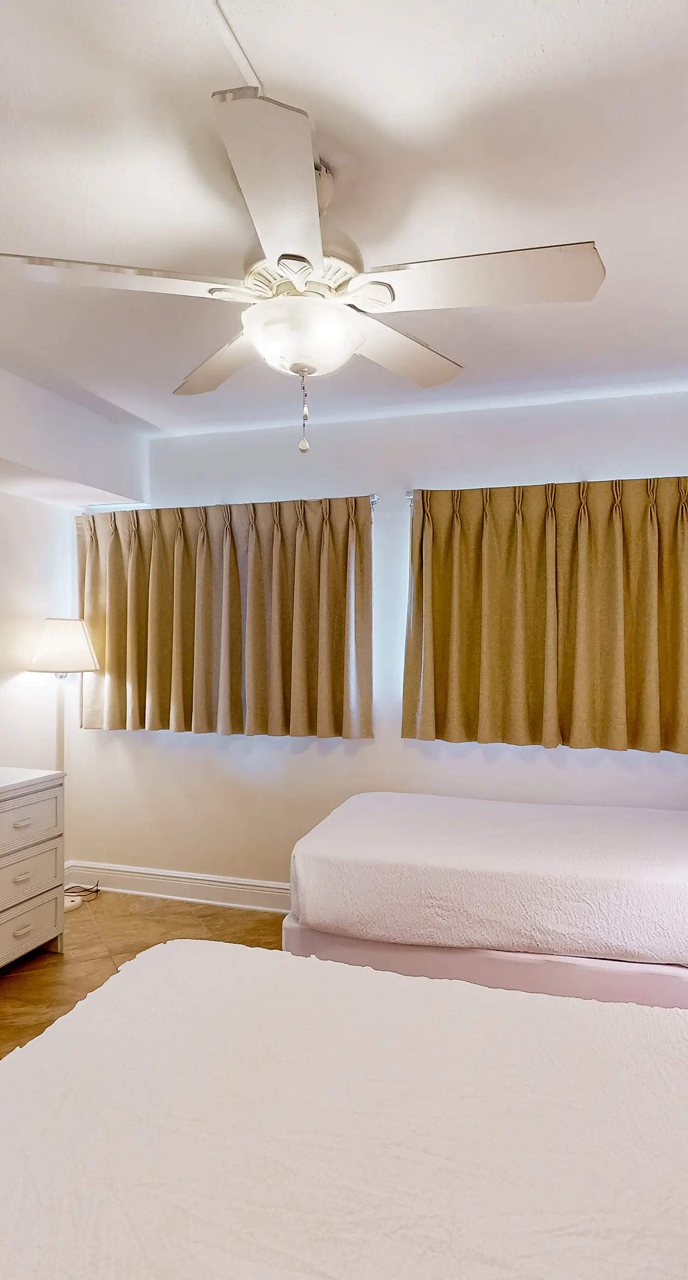 Beachfront ground-floor condo with beach & Gulf views, outdoor pool & tennis