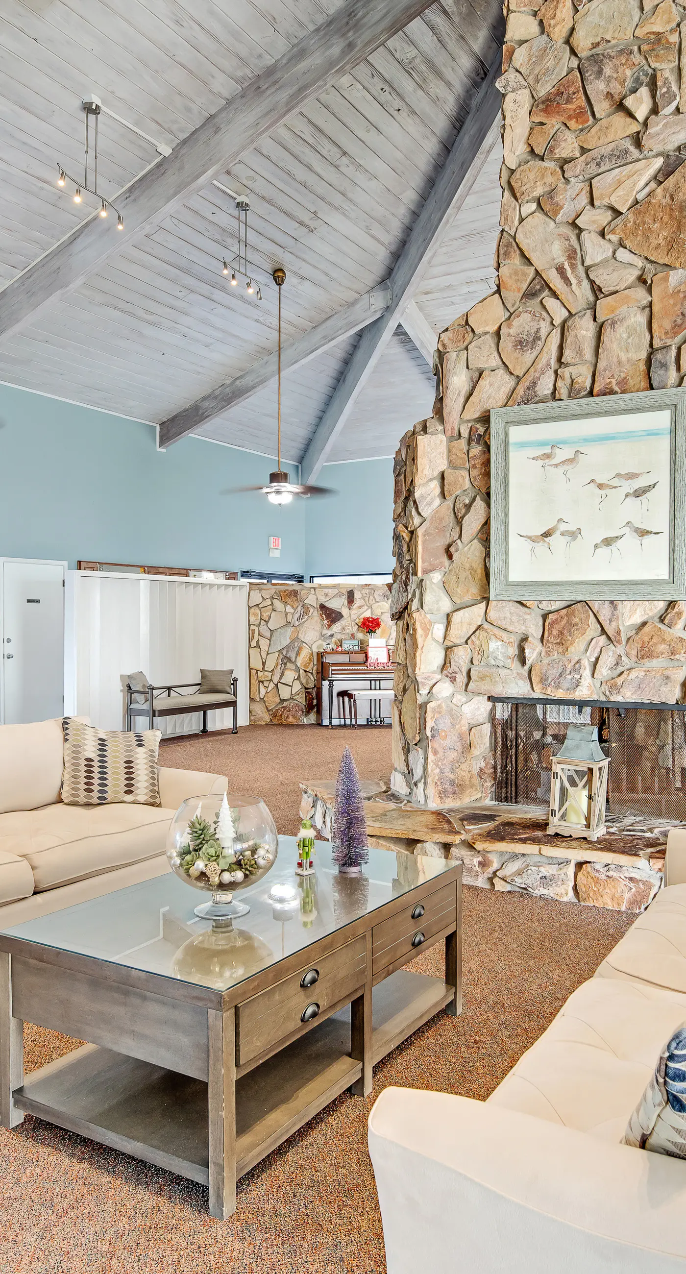 Ground floor oceanfront beachy condo with furnished patio, outdoor pool, gym