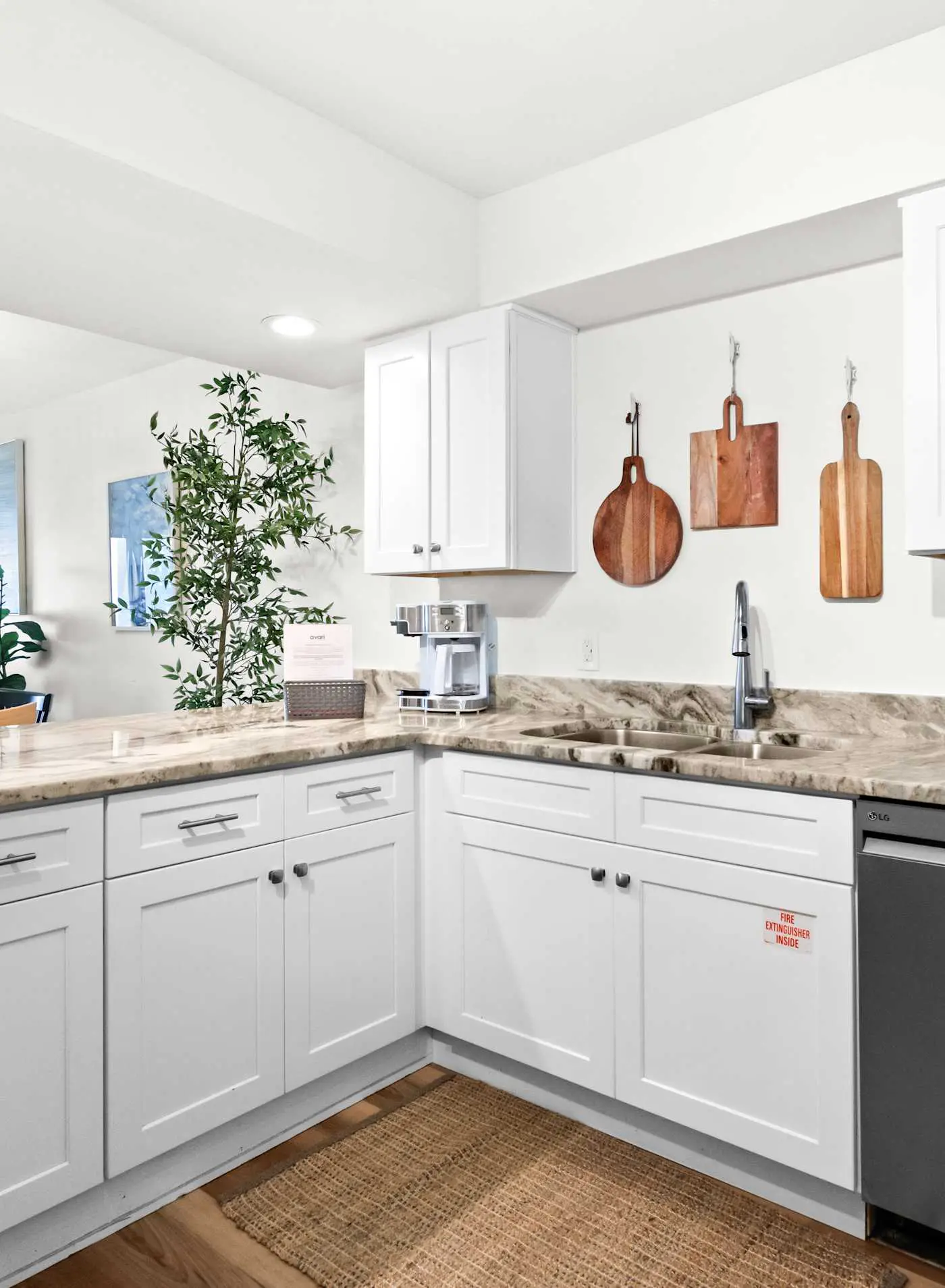 Ground floor oceanfront beachy condo with furnished patio, outdoor pool, gym