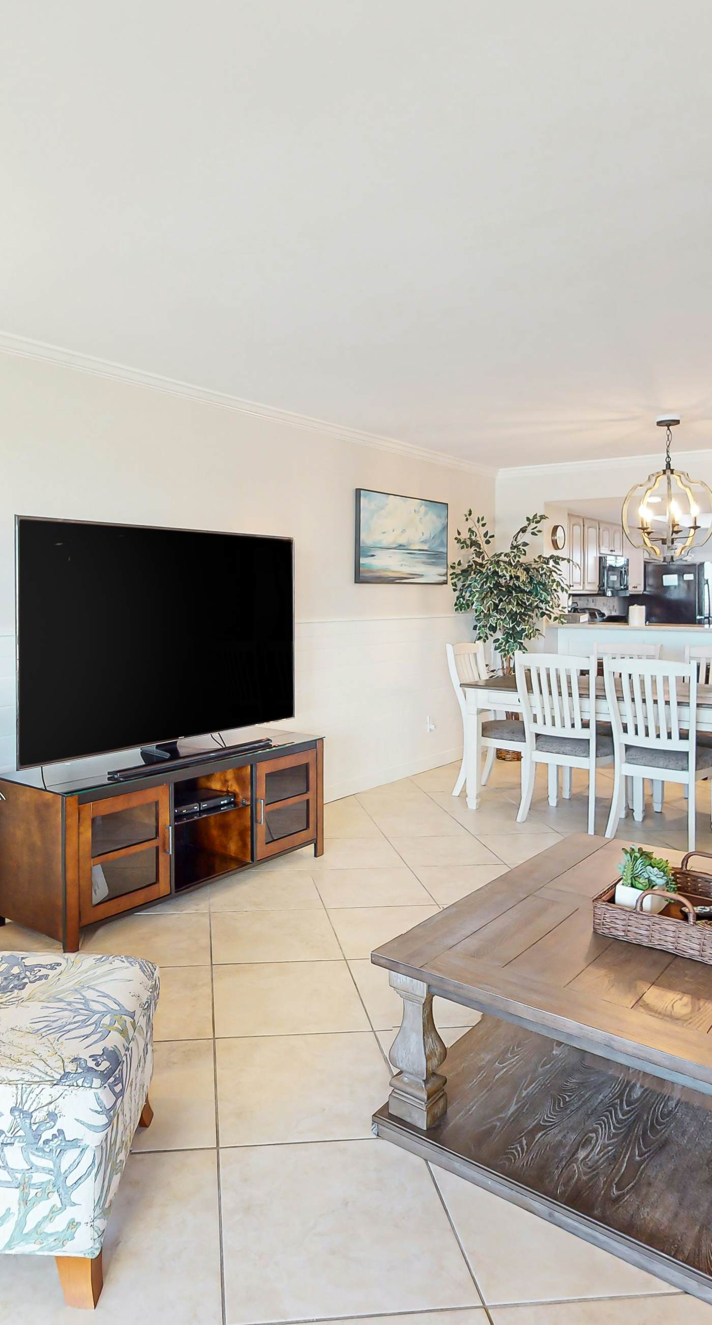 Oceanfront gem with pool, gym, hot tub, AC, W&D & beach-view balcony