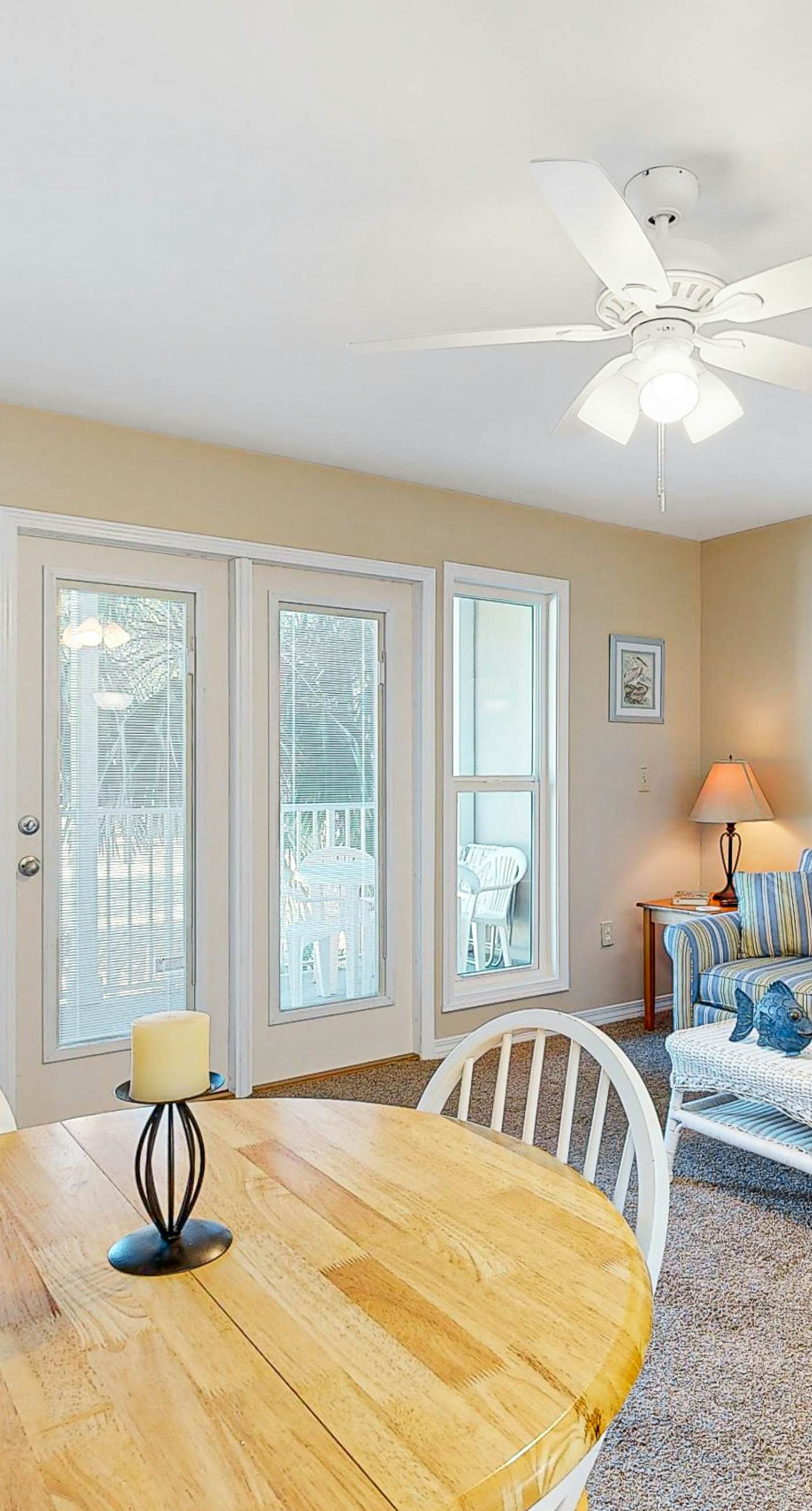 Sunny condo with pool, hot tub, pool views, balcony, & AC