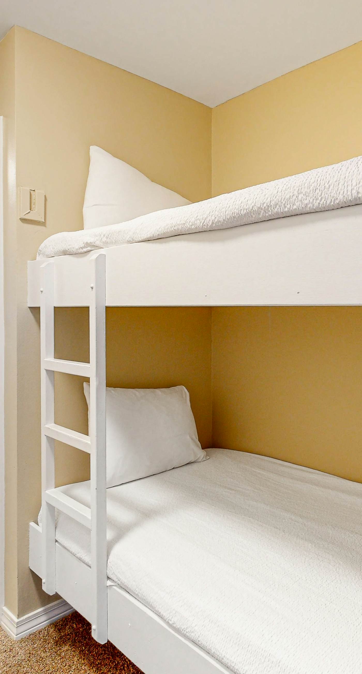 Sunny condo with pool, hot tub, pool views, balcony, & AC