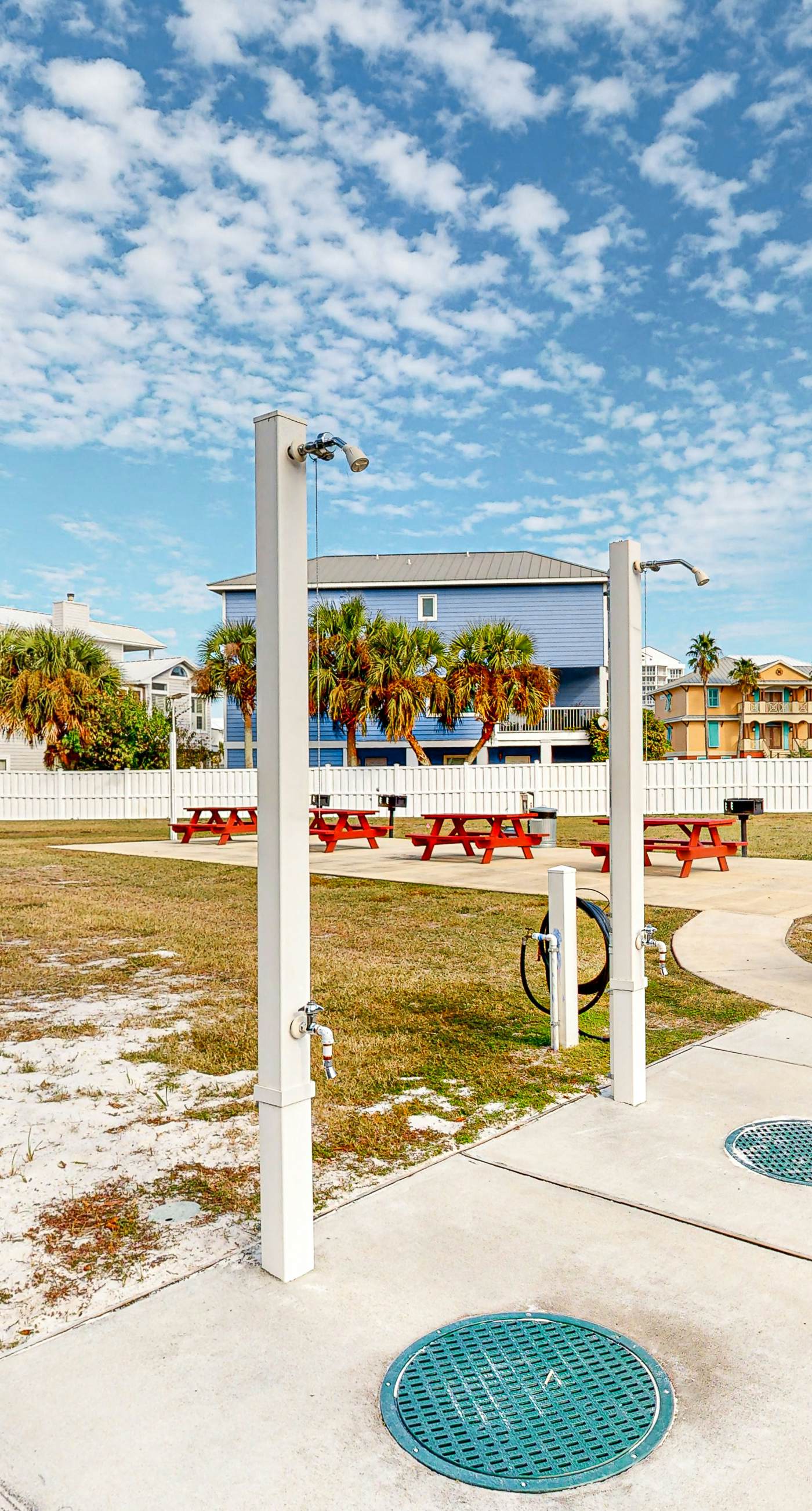 Sunny condo with pool, hot tub, pool views, balcony, & AC