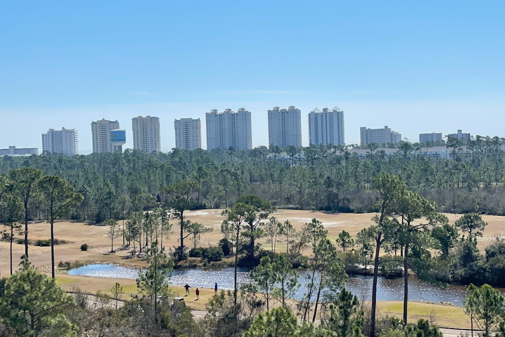 Eighth floor condo with pools and hot tub, WiFi, central AC, & Bluetooth system