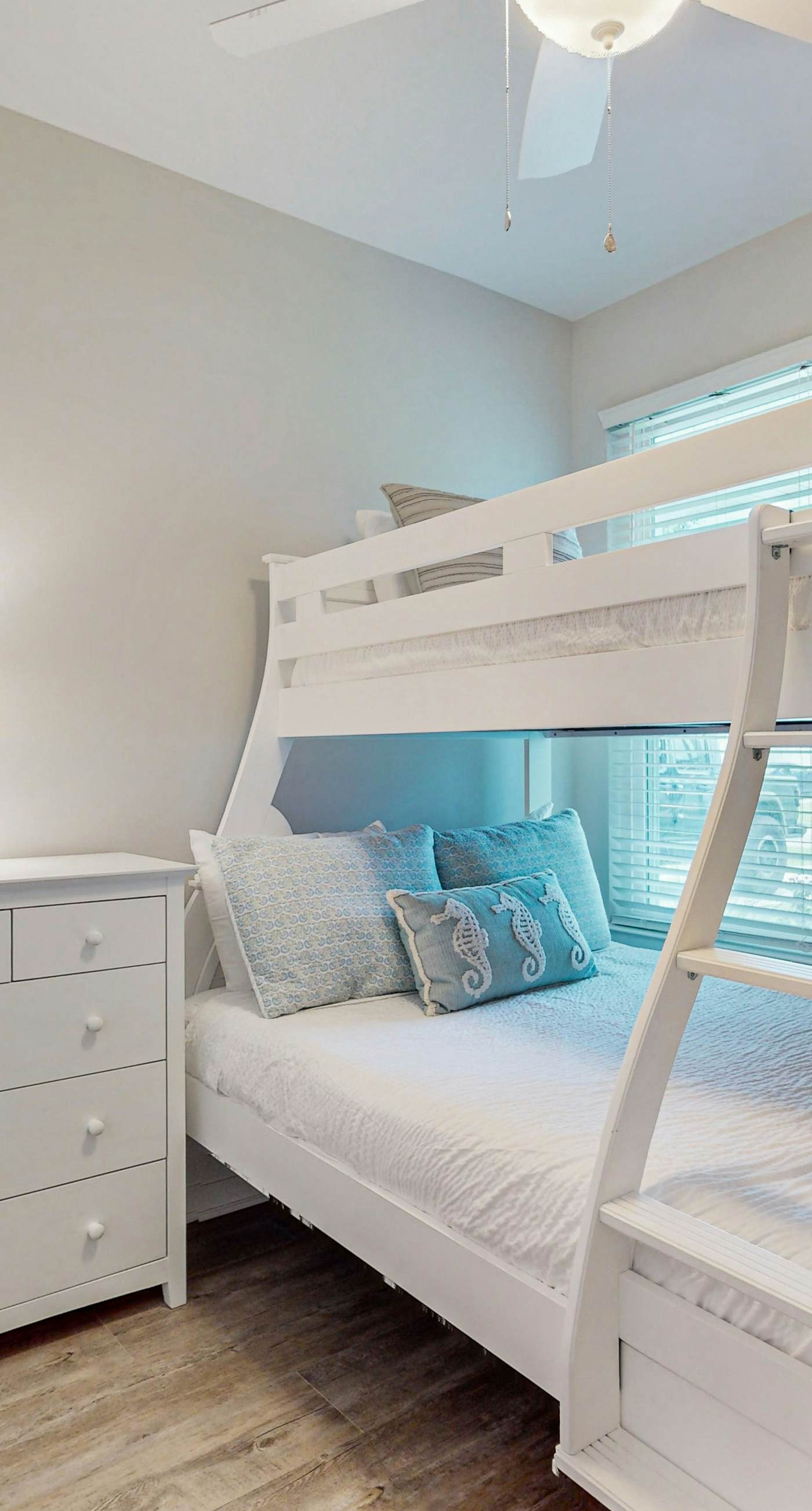 Spacious private home with private yard, close to beaches