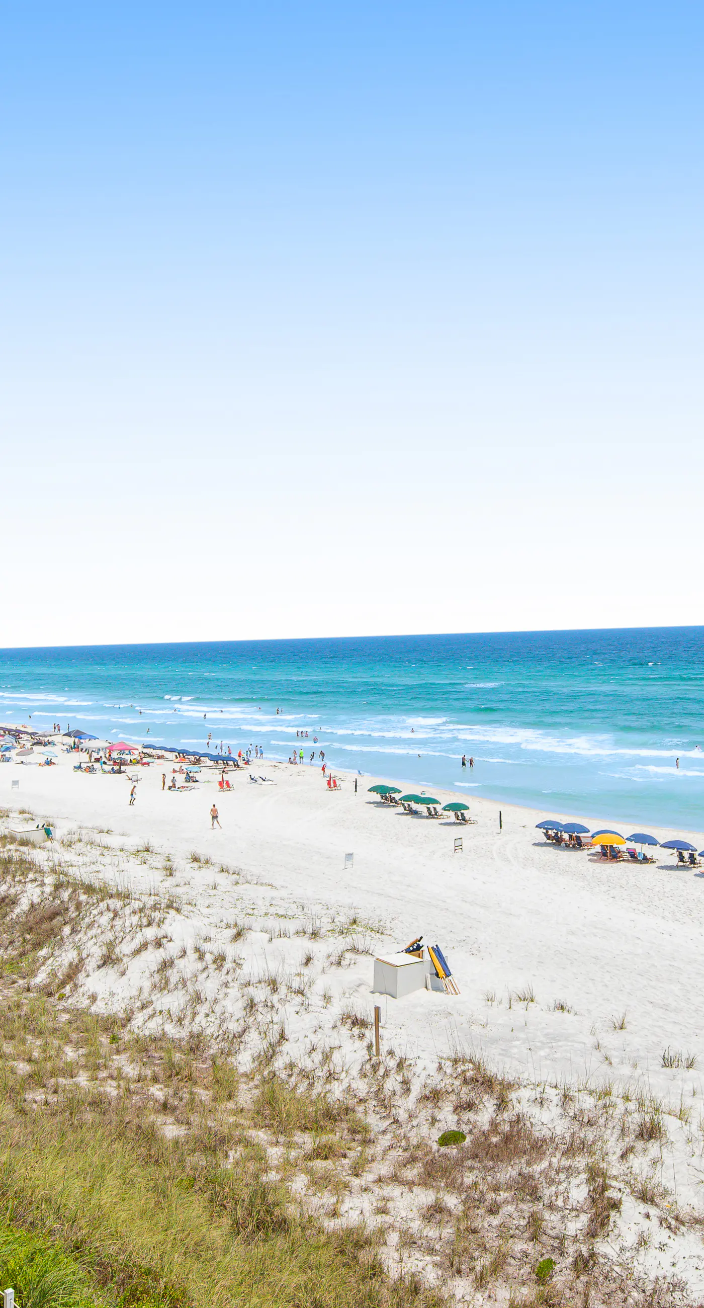 Snowbird-friendly Gulf-front Condo with outdoor Pool, Gym, Tennis