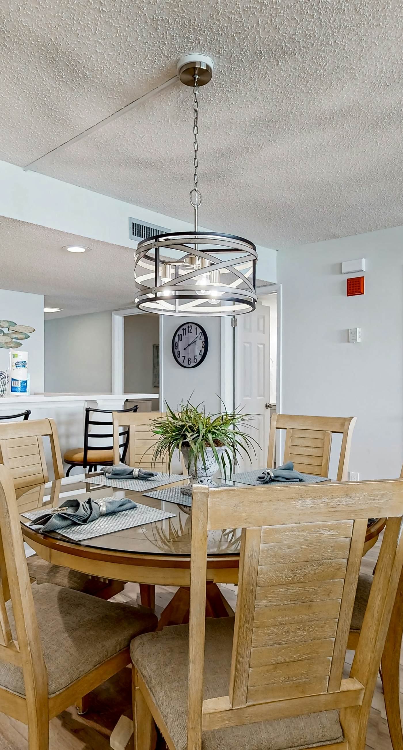 Gorgeious beachview condo with large balcony & shared pool