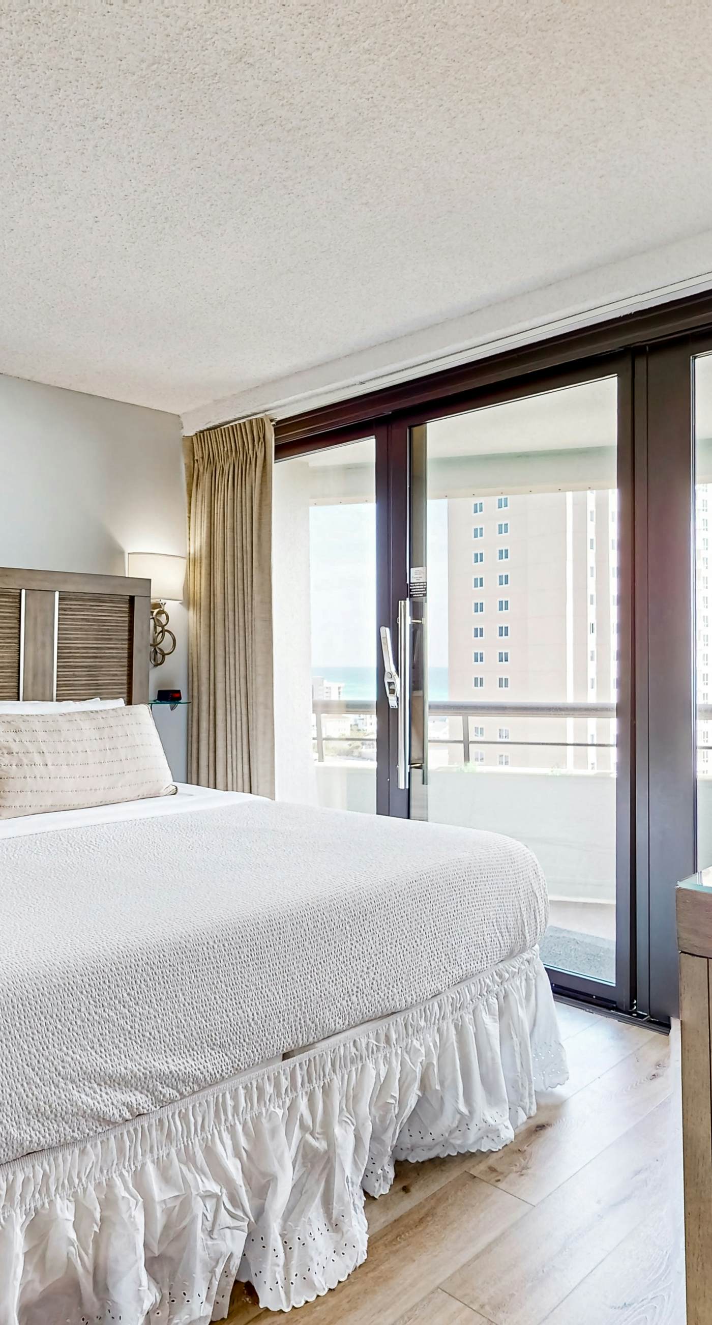 Gorgeious beachview condo with large balcony & shared pool