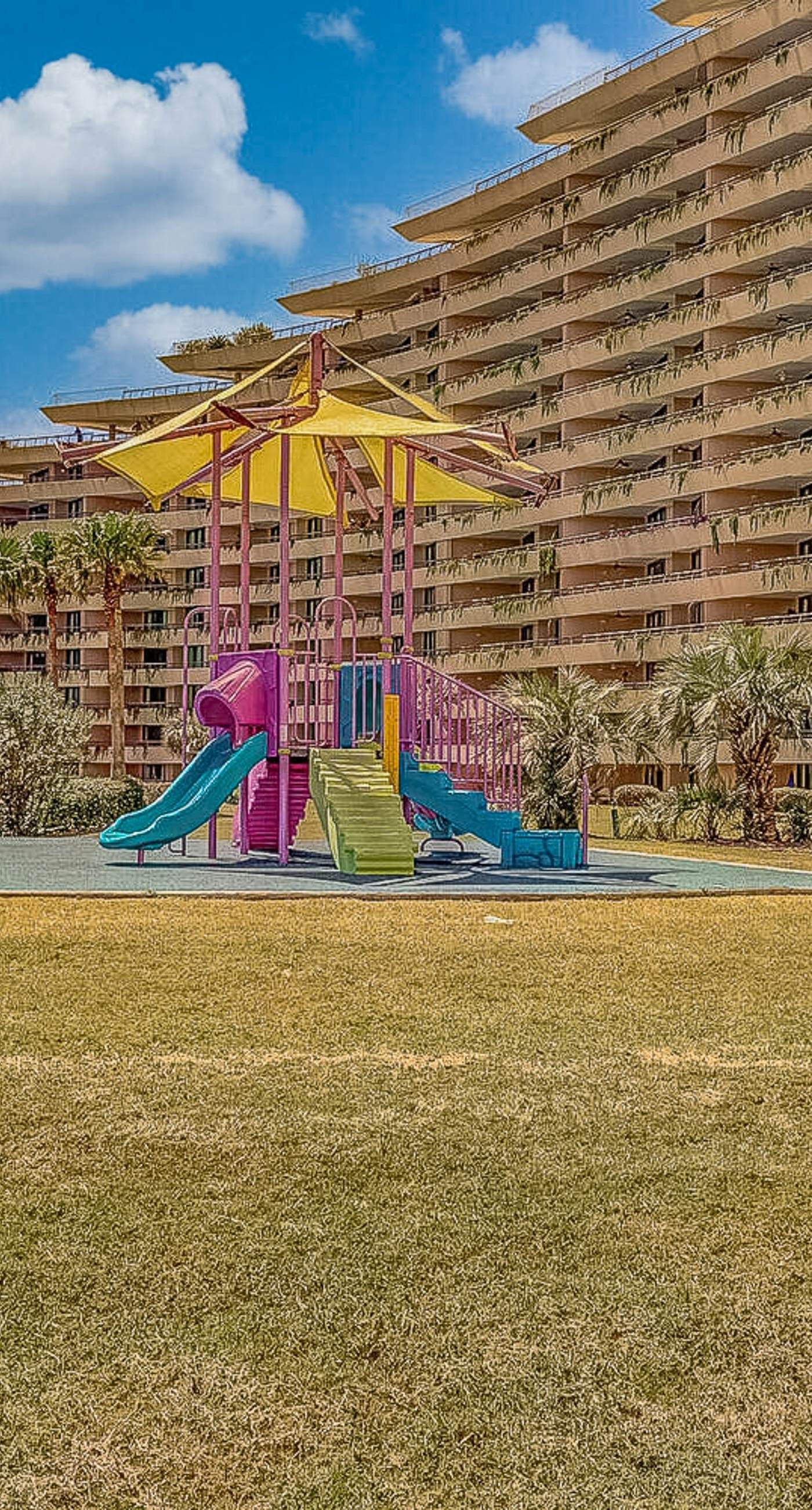 Gorgeious beachview condo with large balcony & shared pool