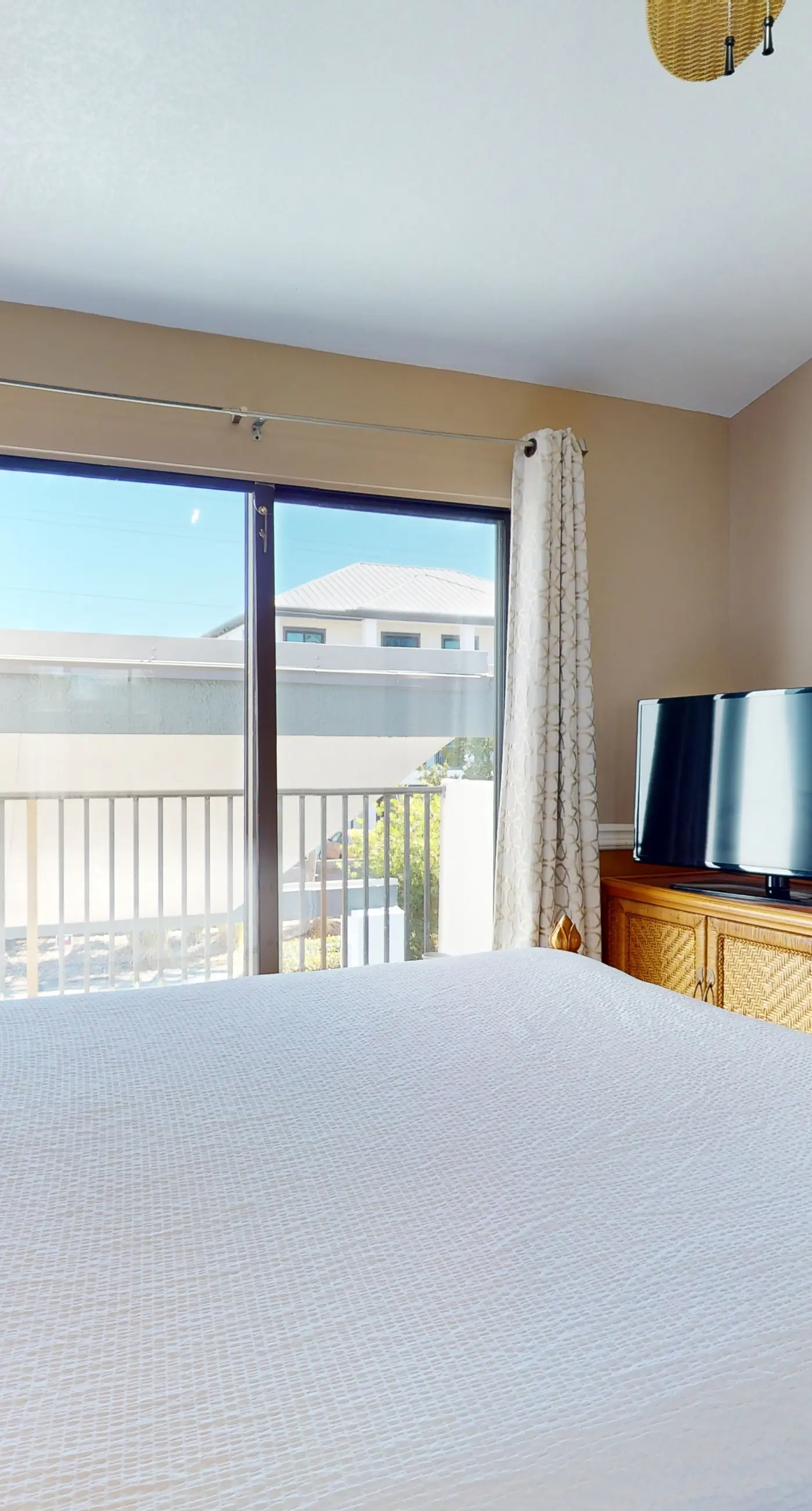 Mainsail End-Unit Townhome - Beachfront Resort, Pools, & Hot Tubs