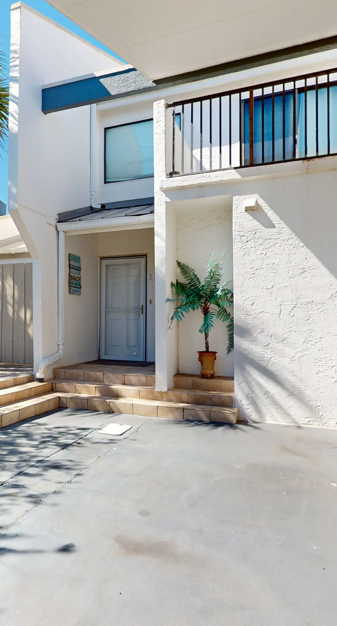 Mainsail End-Unit Townhome - Beachfront Resort, Pools, & Hot Tubs