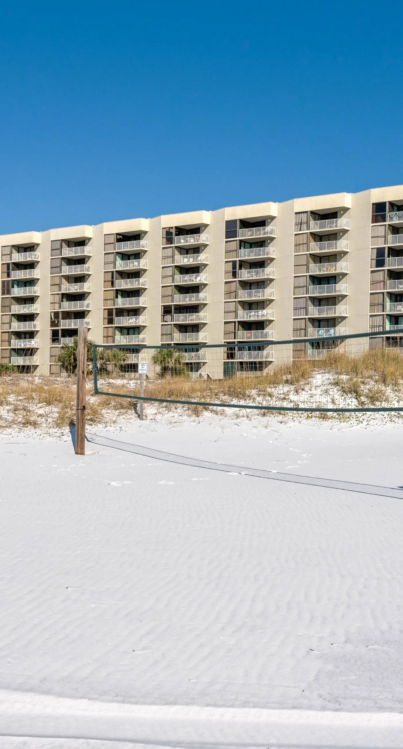 Mainsail End-Unit Townhome - Beachfront Resort, Pools, & Hot Tubs