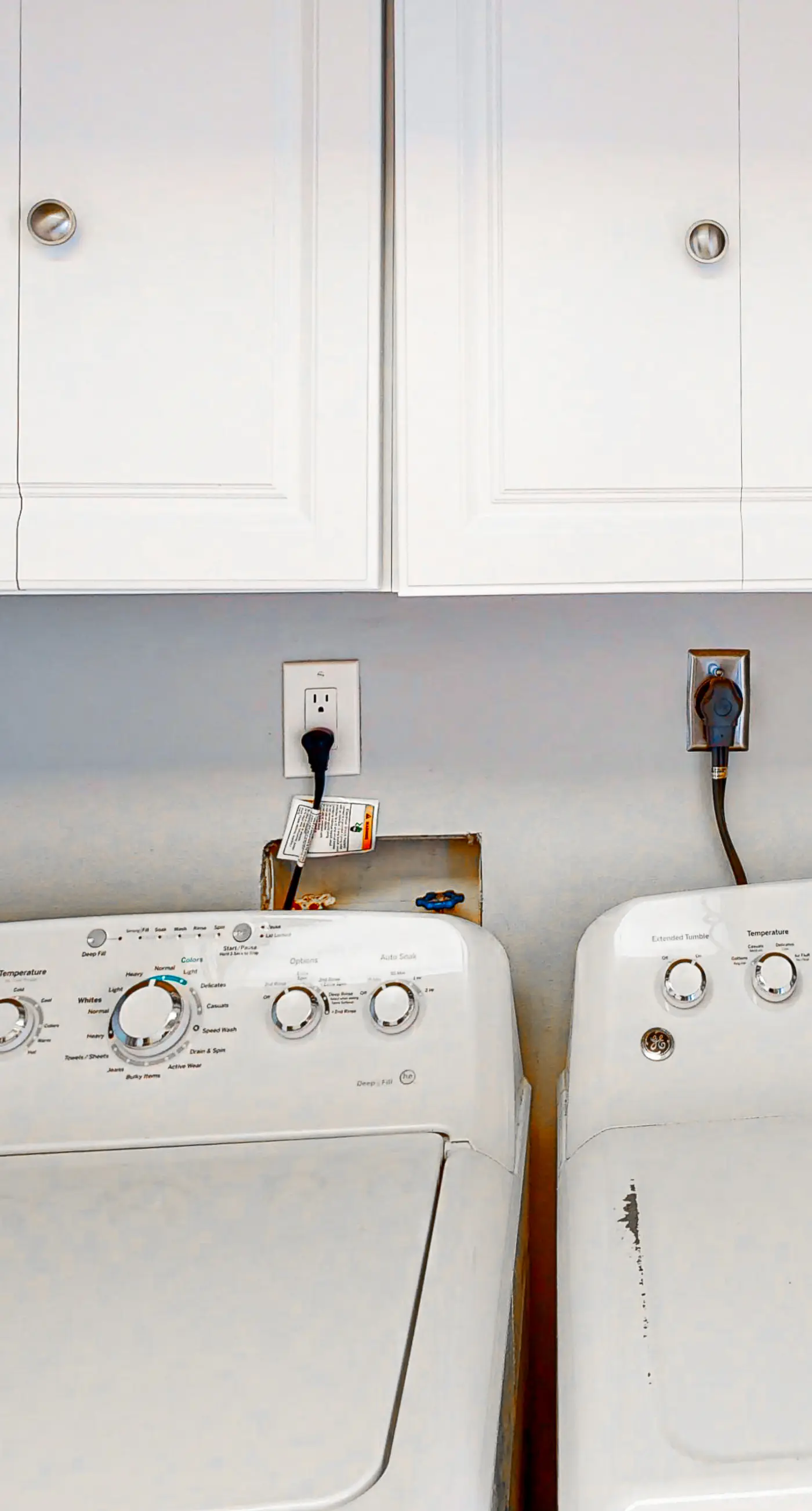 Enchanting condo with tennis, pool, hot tub, balcony, & washer/dryer