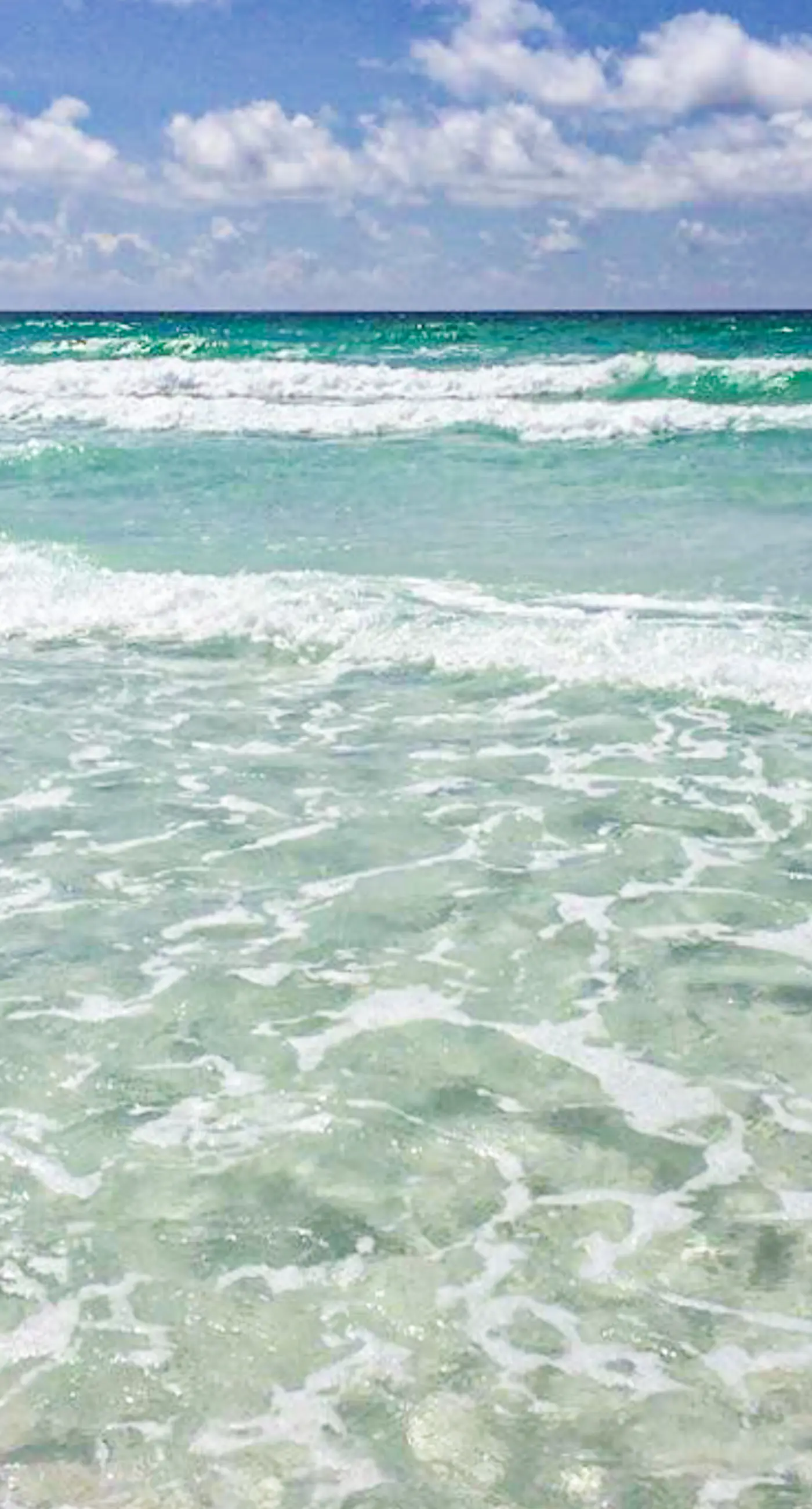 Enchanting condo with tennis, pool, hot tub, balcony, & washer/dryer