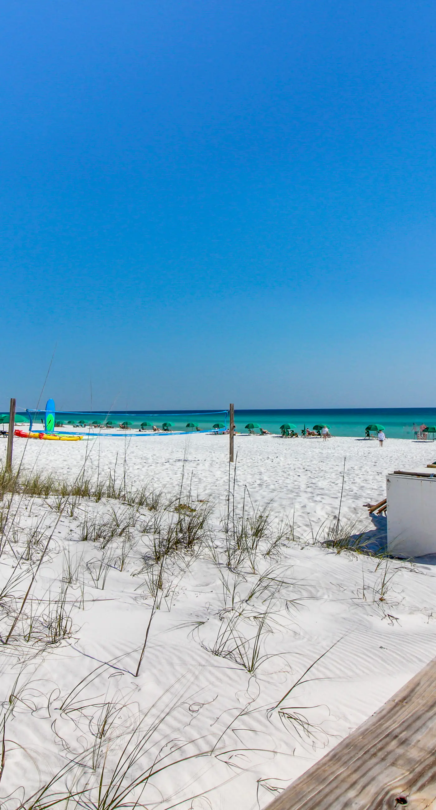 3rd Floor condo, 2 beach chairs included, Close to dining