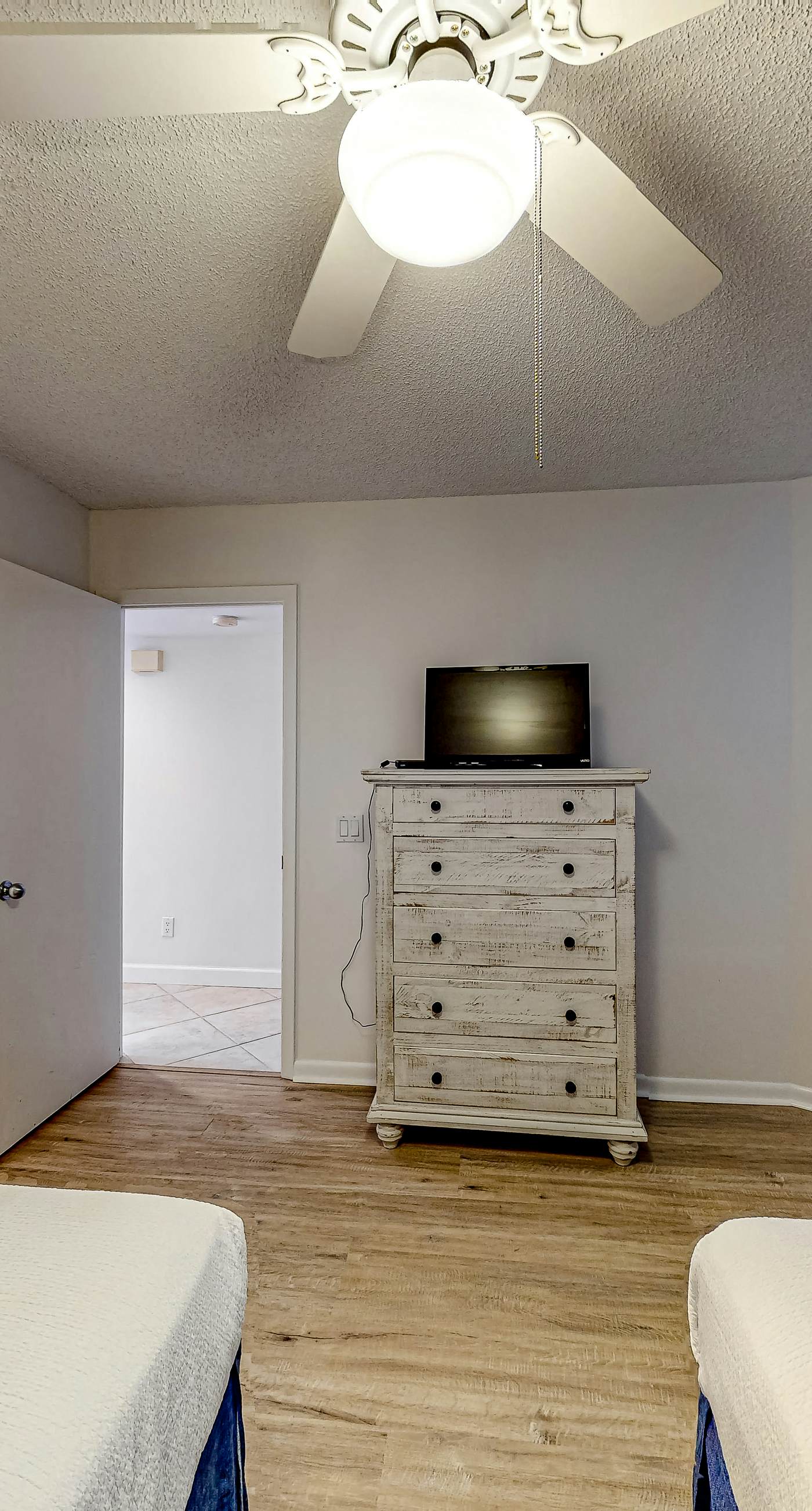 Gulf-view condo with balcony, pools, hot tub, beach access, & sports courts