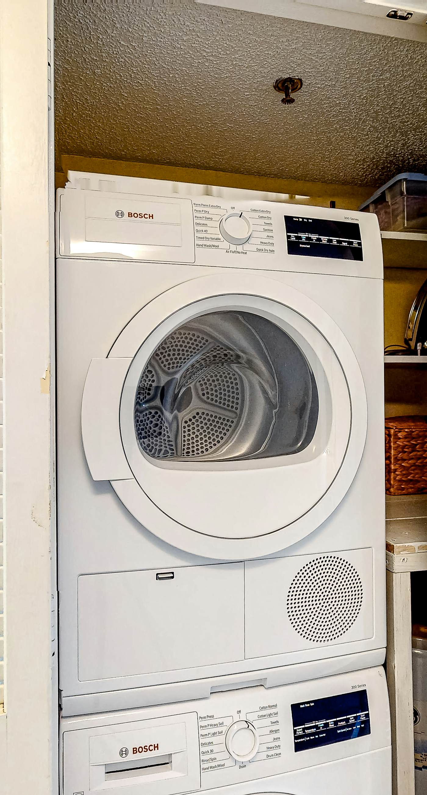 Gulf-view condo with balcony, pools, hot tub, beach access, & sports courts