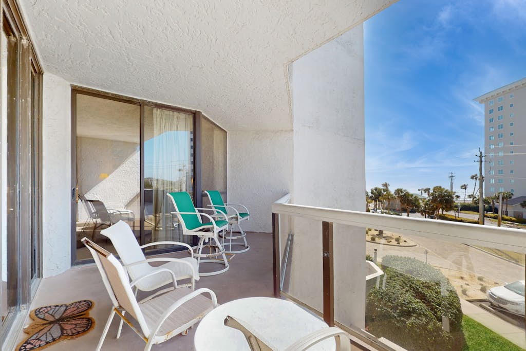 Condo in waterfront resort with balcony, AC & 2 pools - walk to beach