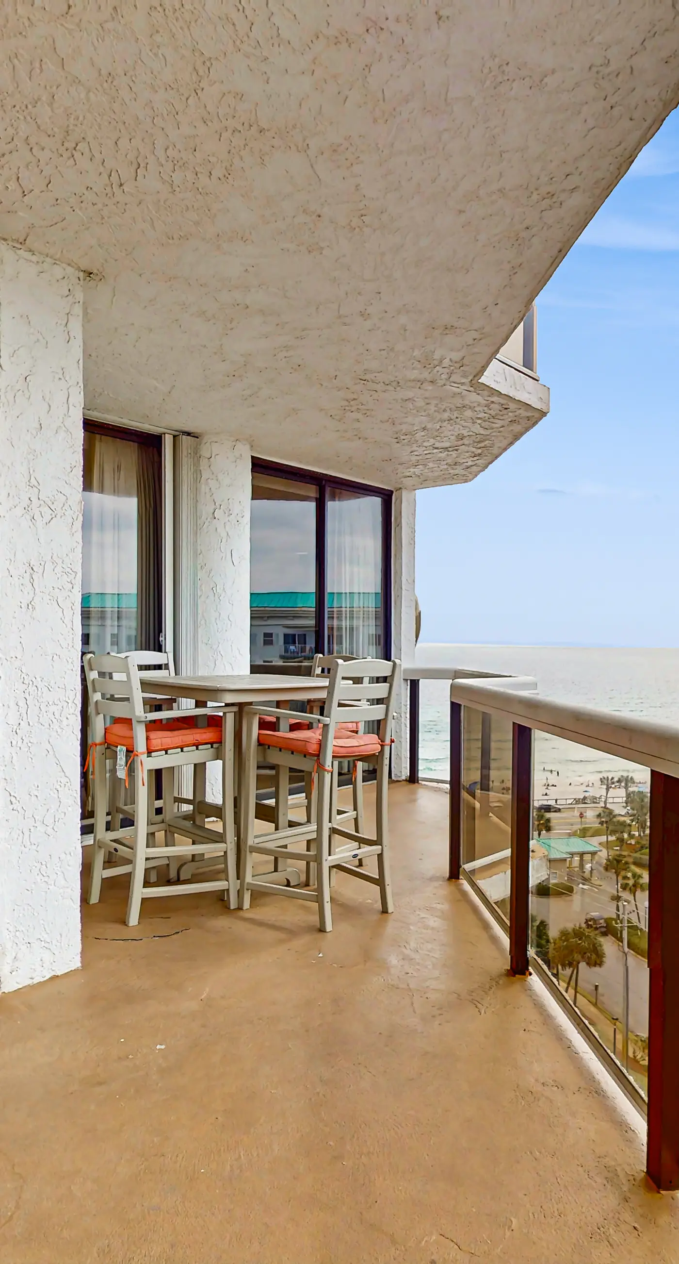 Stunning waterfront condo with pool, hot tub, gym, & tennis