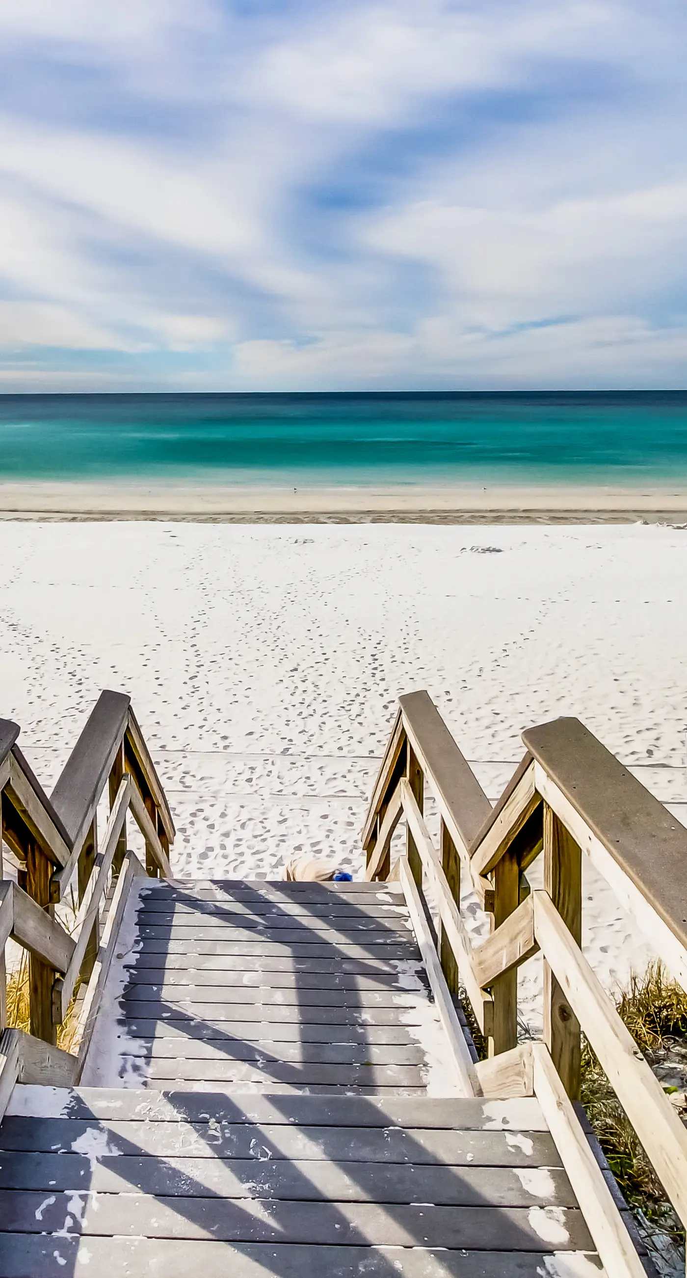 Cozy coastal studio with access to a pool, hot tub, tennis courts, grill, & spas