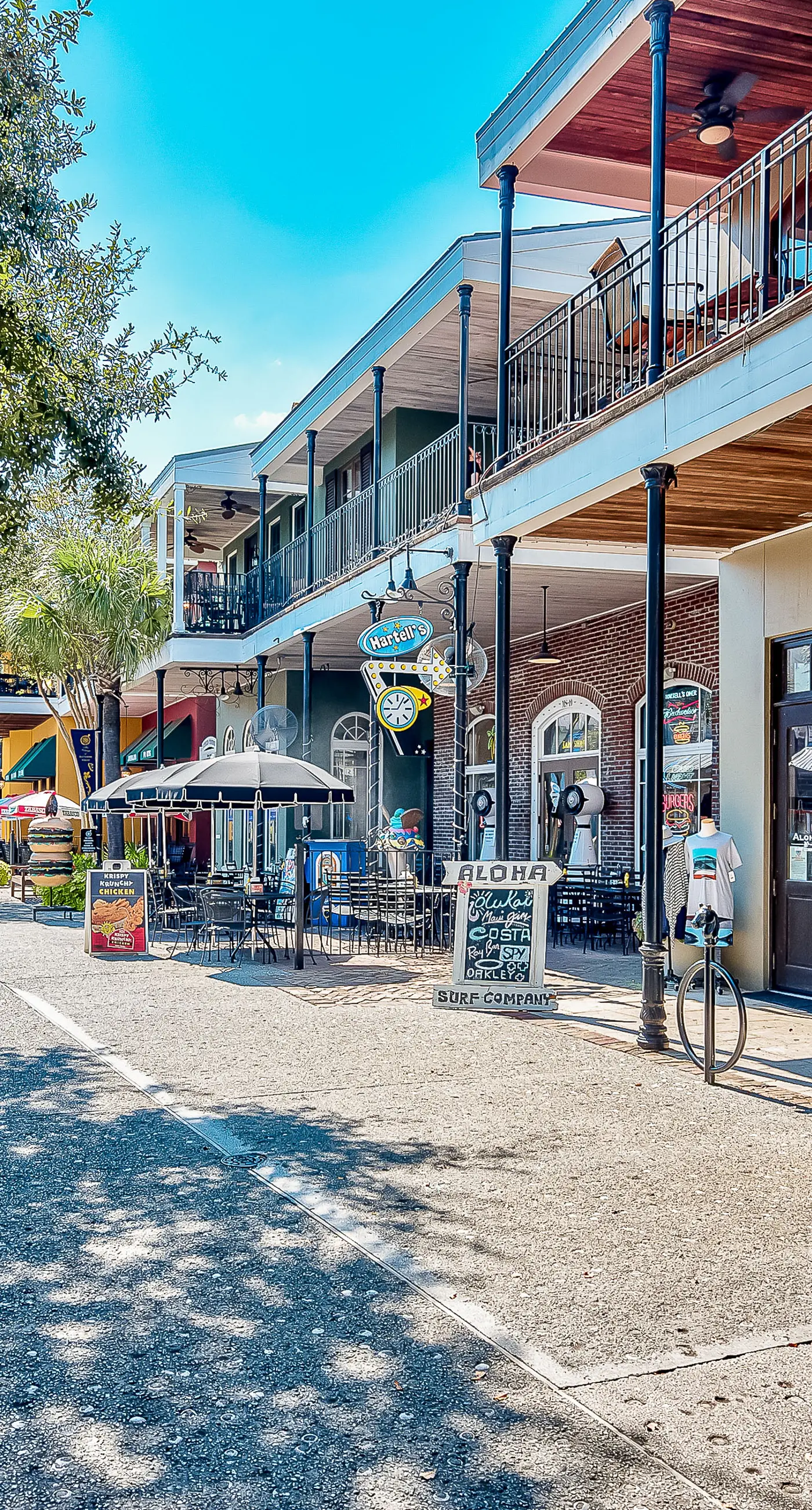 Cozy coastal studio with access to a pool, hot tub, tennis courts, grill, & spas