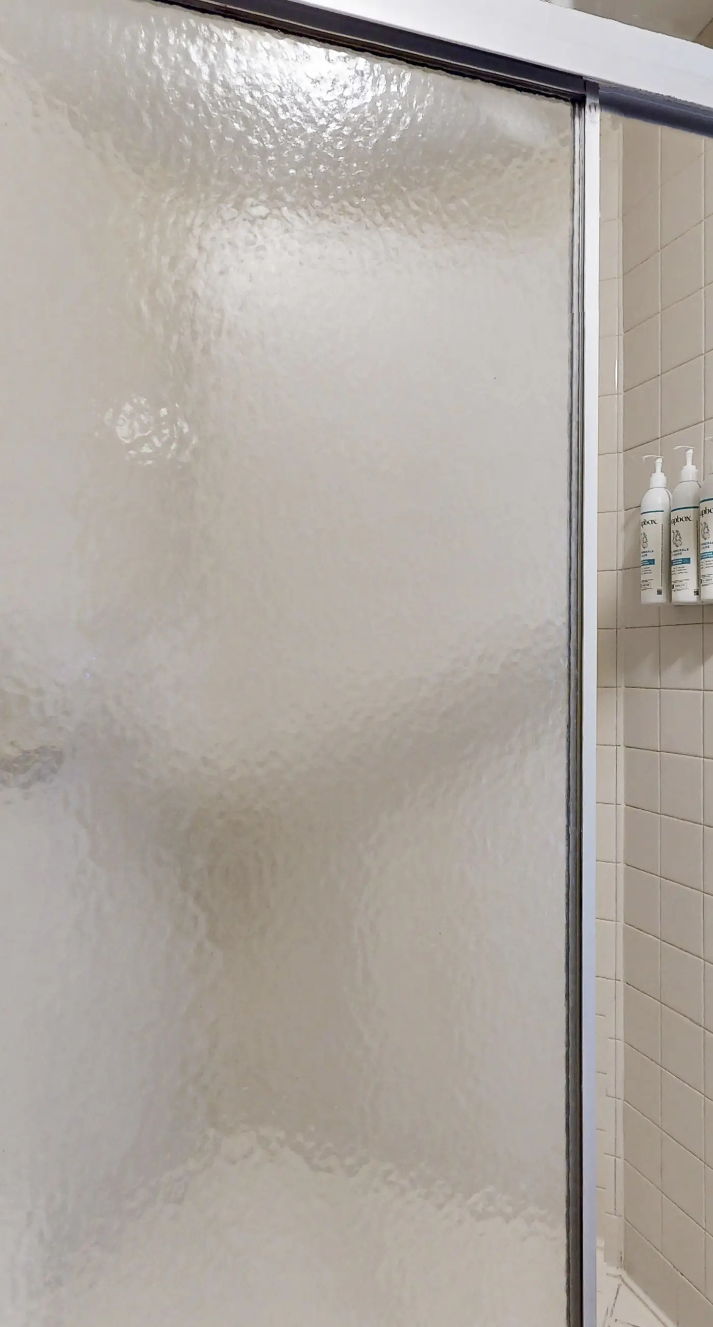 This cozy and bright resort studio is perfect for a beach getaway.