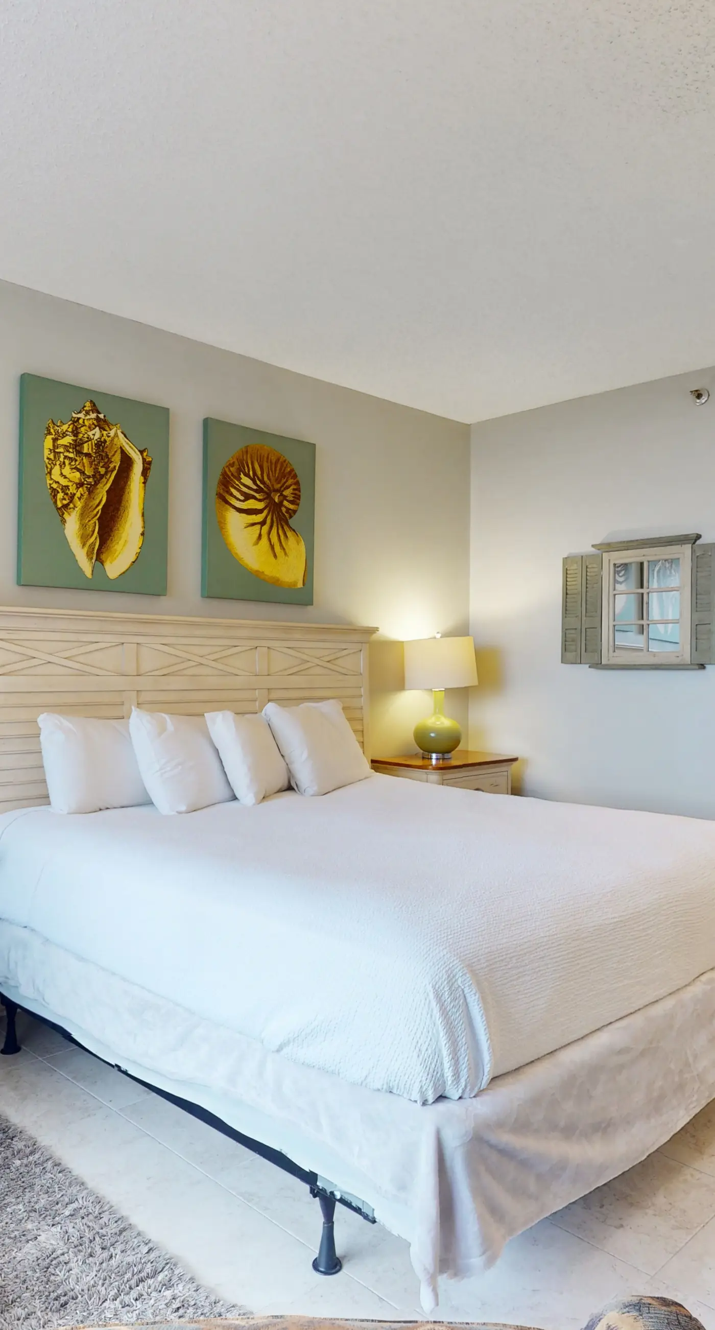 Charming coastal condo w/ shared pools, hot tub, sports courts, & beach access