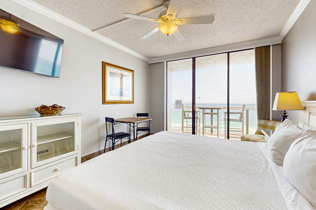 Surfside Resort 502a