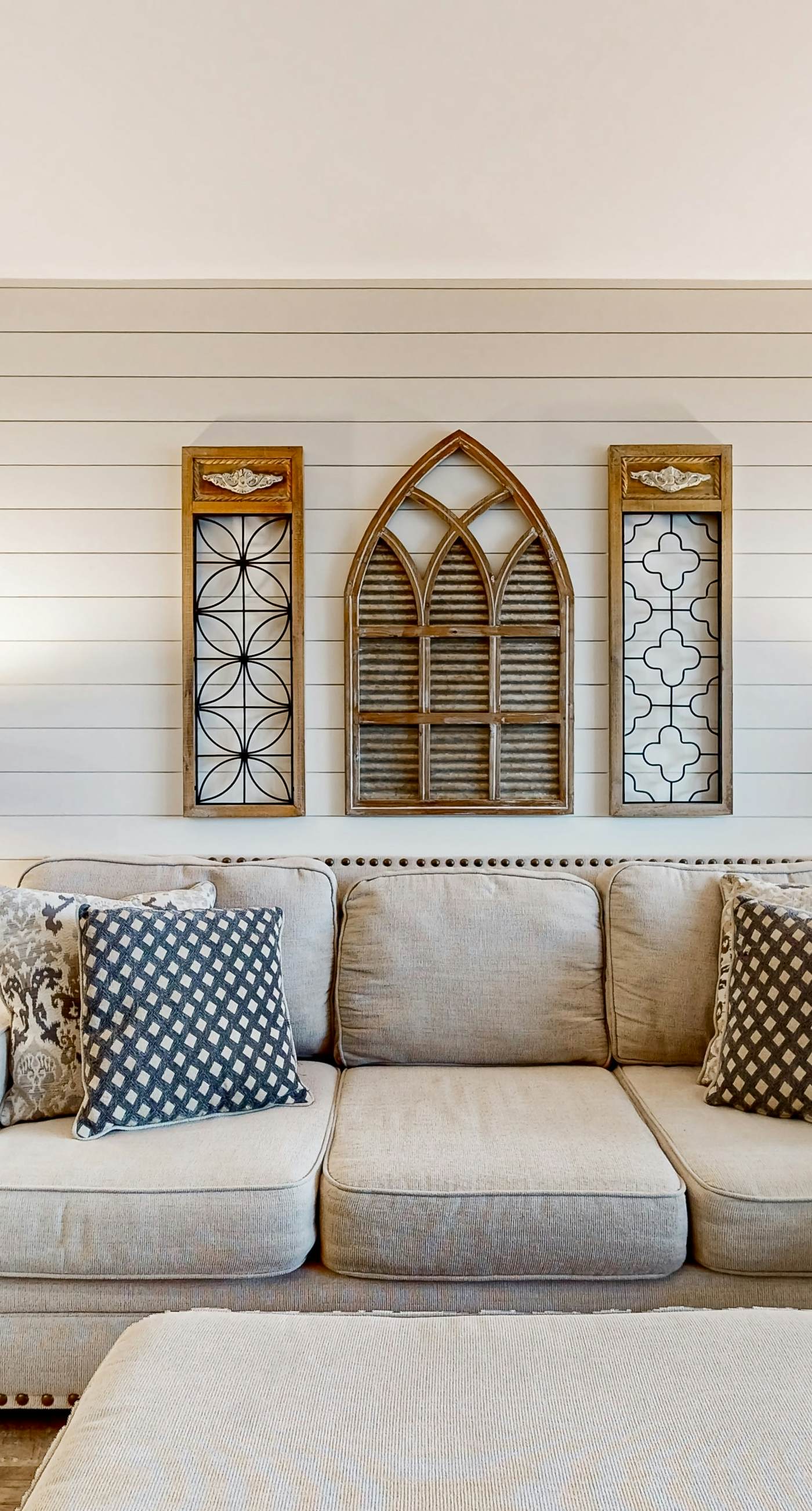 Dog-friendly condo with WiFi & AC, resort pools & relaxing balcony