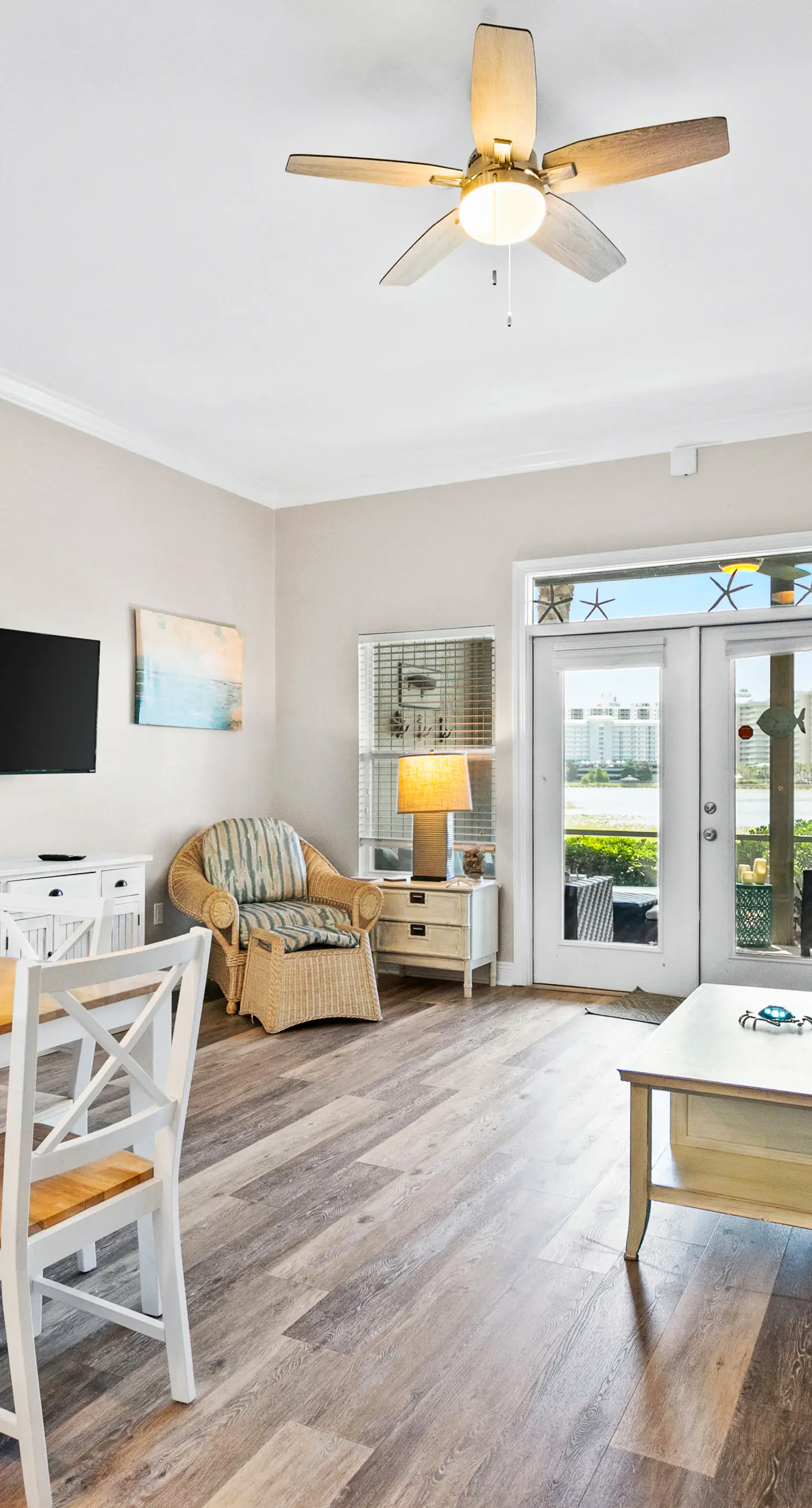 Gorgeous lakefront home with shared pool and beach access