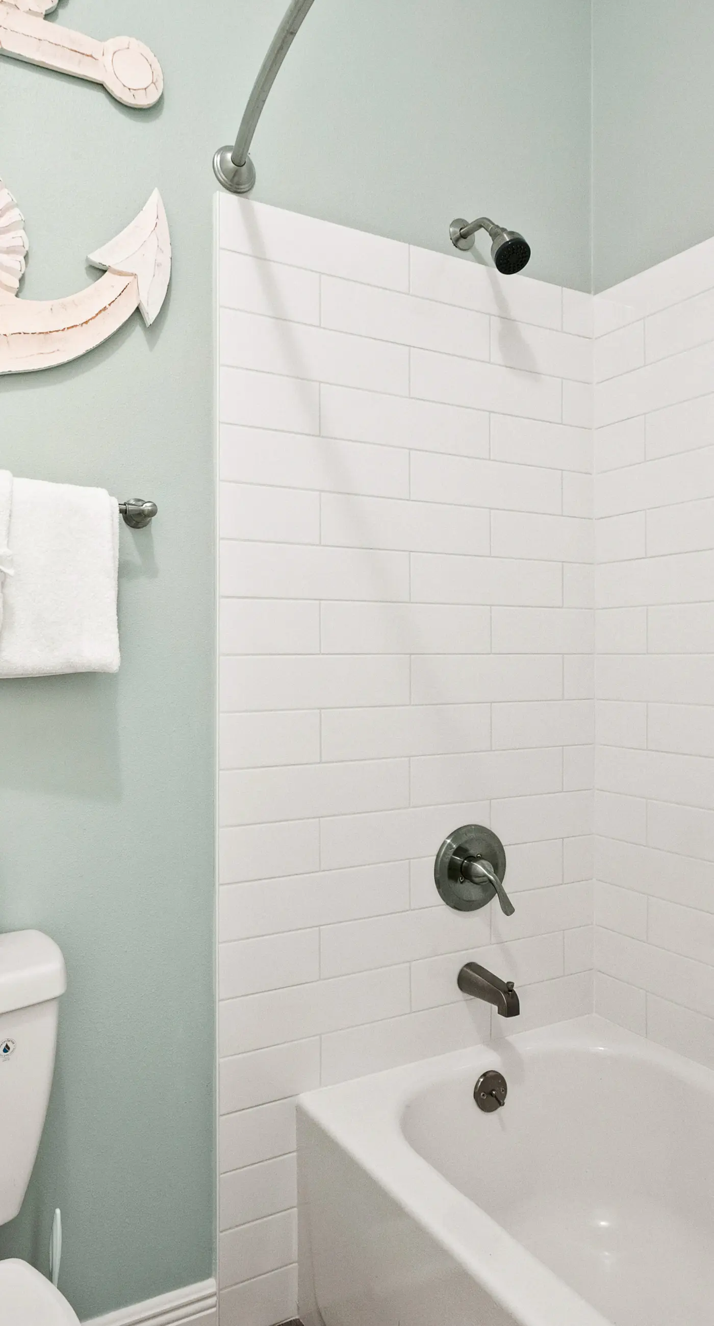 Gorgeous lakefront home with shared pool and beach access