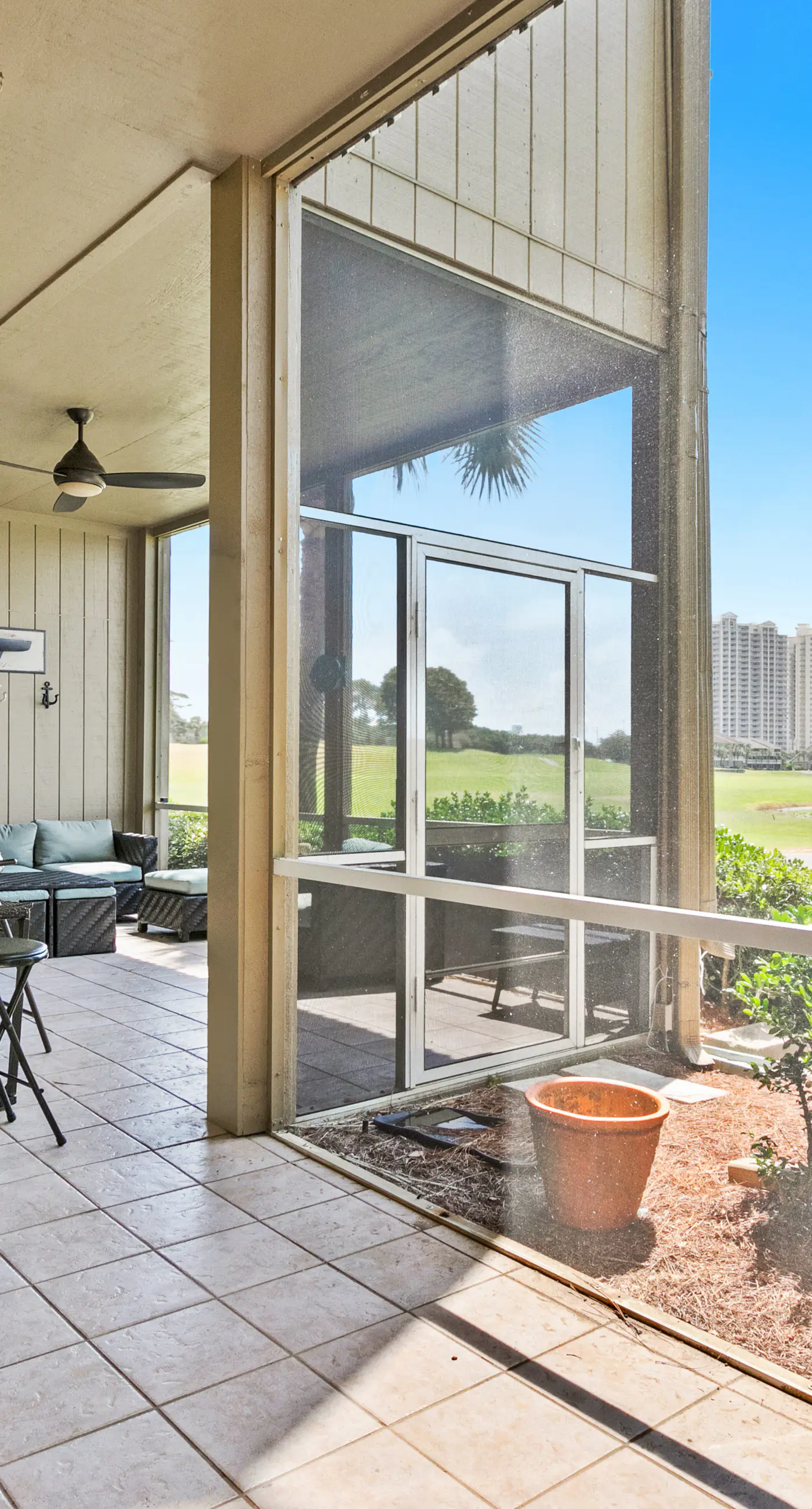 Gorgeous lakefront home with shared pool and beach access