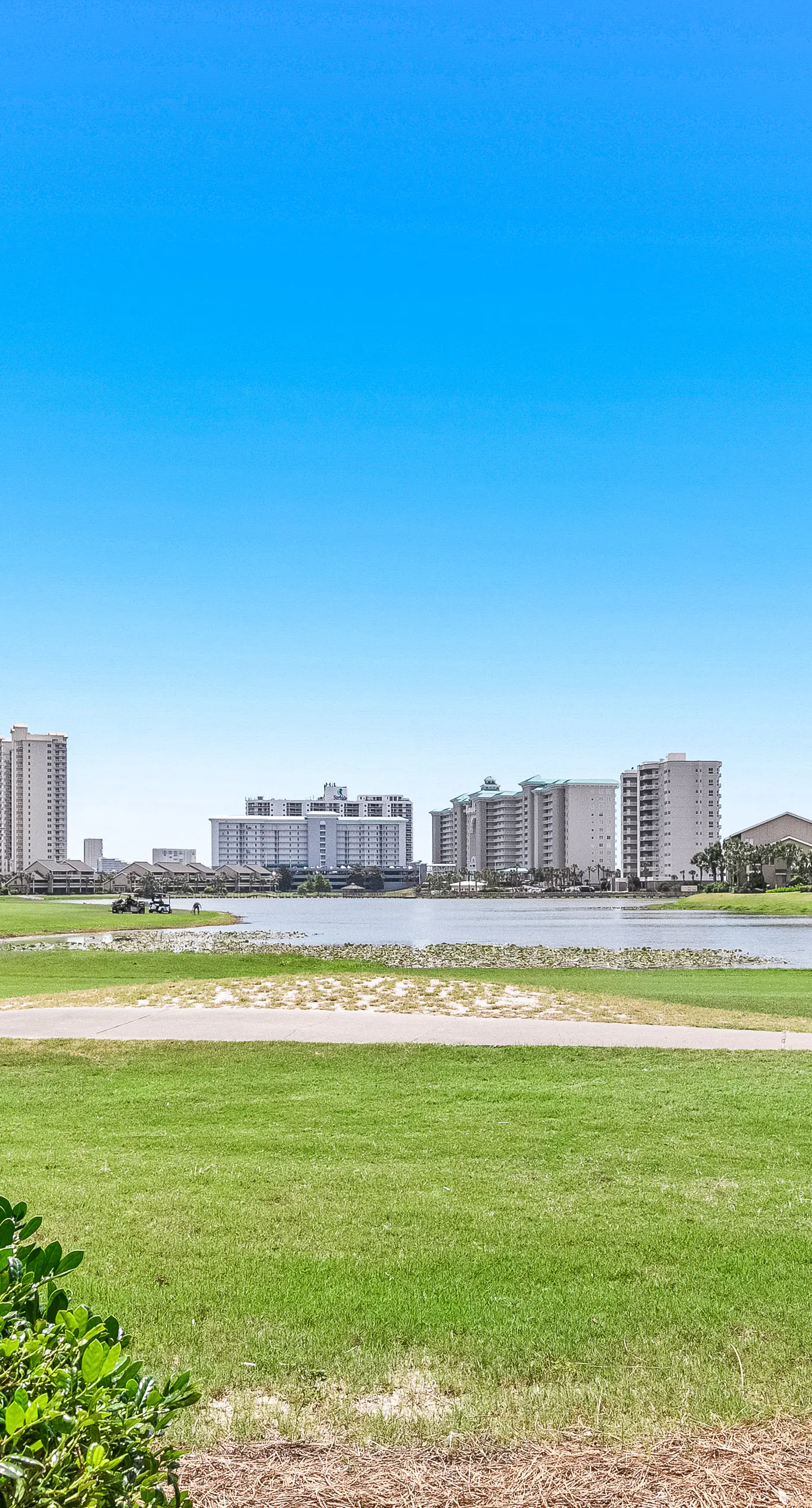 Gorgeous lakefront home with shared pool and beach access