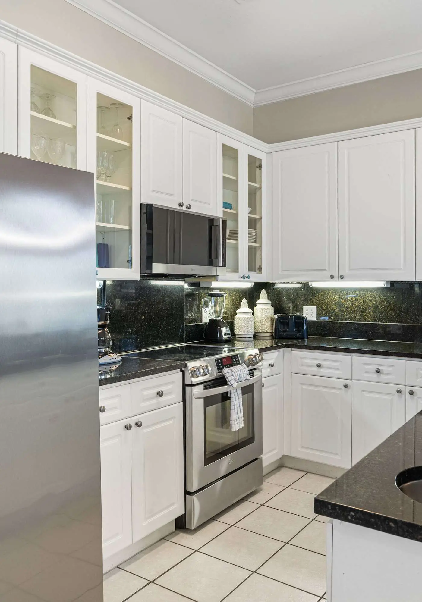 Seascape Lakefront Villas 412