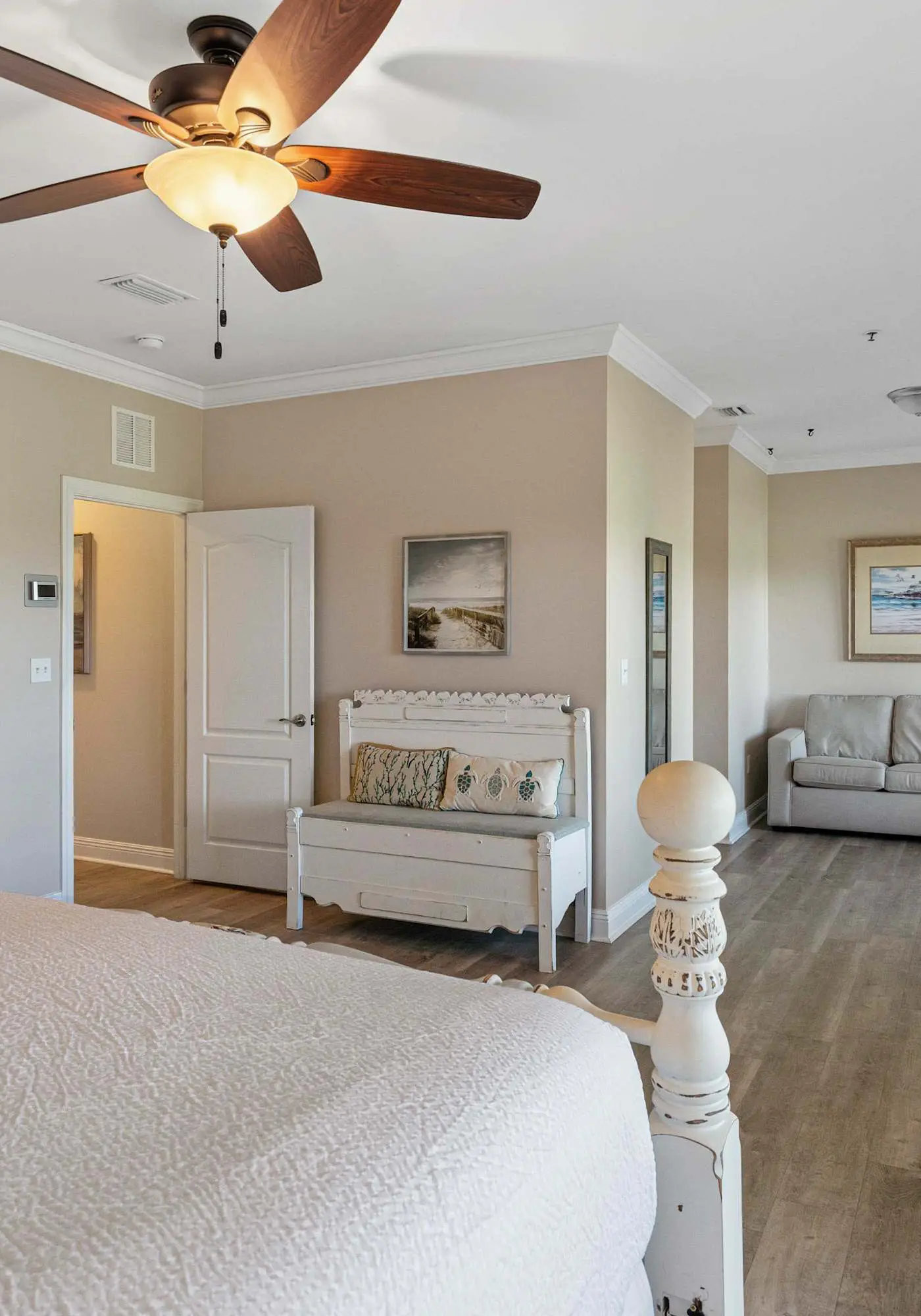 Seascape Lakefront Villas 412