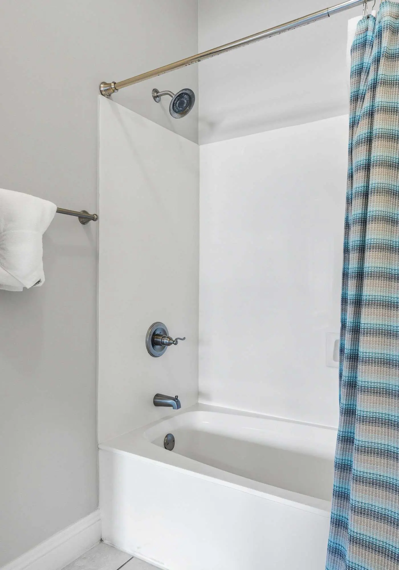 Seascape Lakefront Villas 412