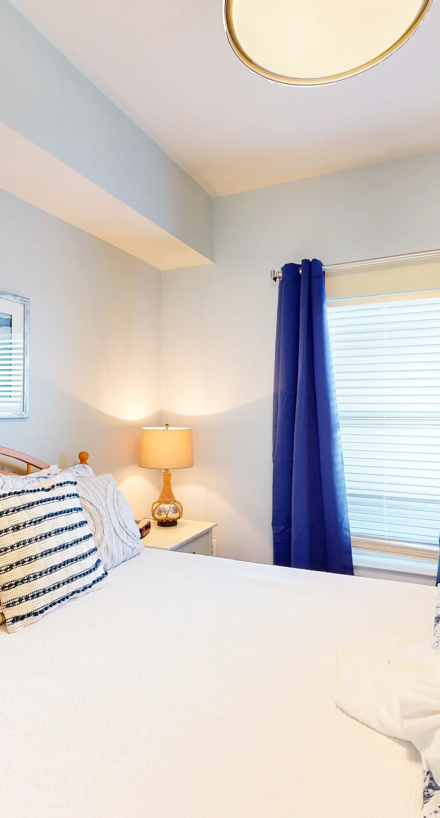 Bay view, access to the beach, & a shared, heated pool