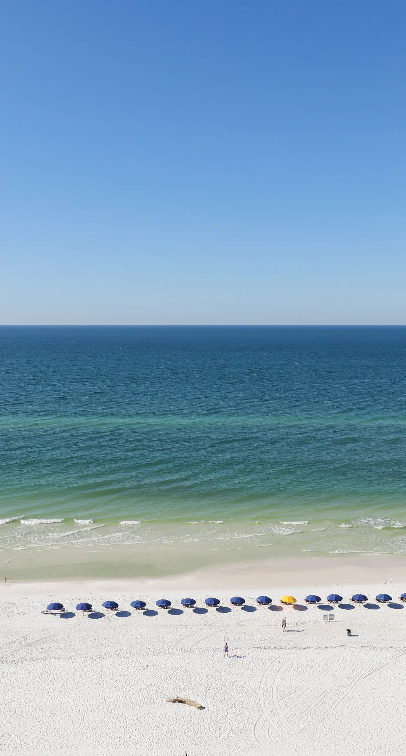 Bay view, access to the beach, & a shared, heated pool