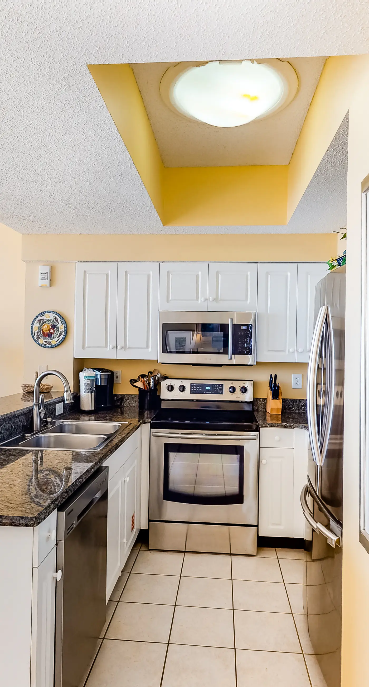 Bright, Updated gulf view condo, Stunning views, Close to entertainment