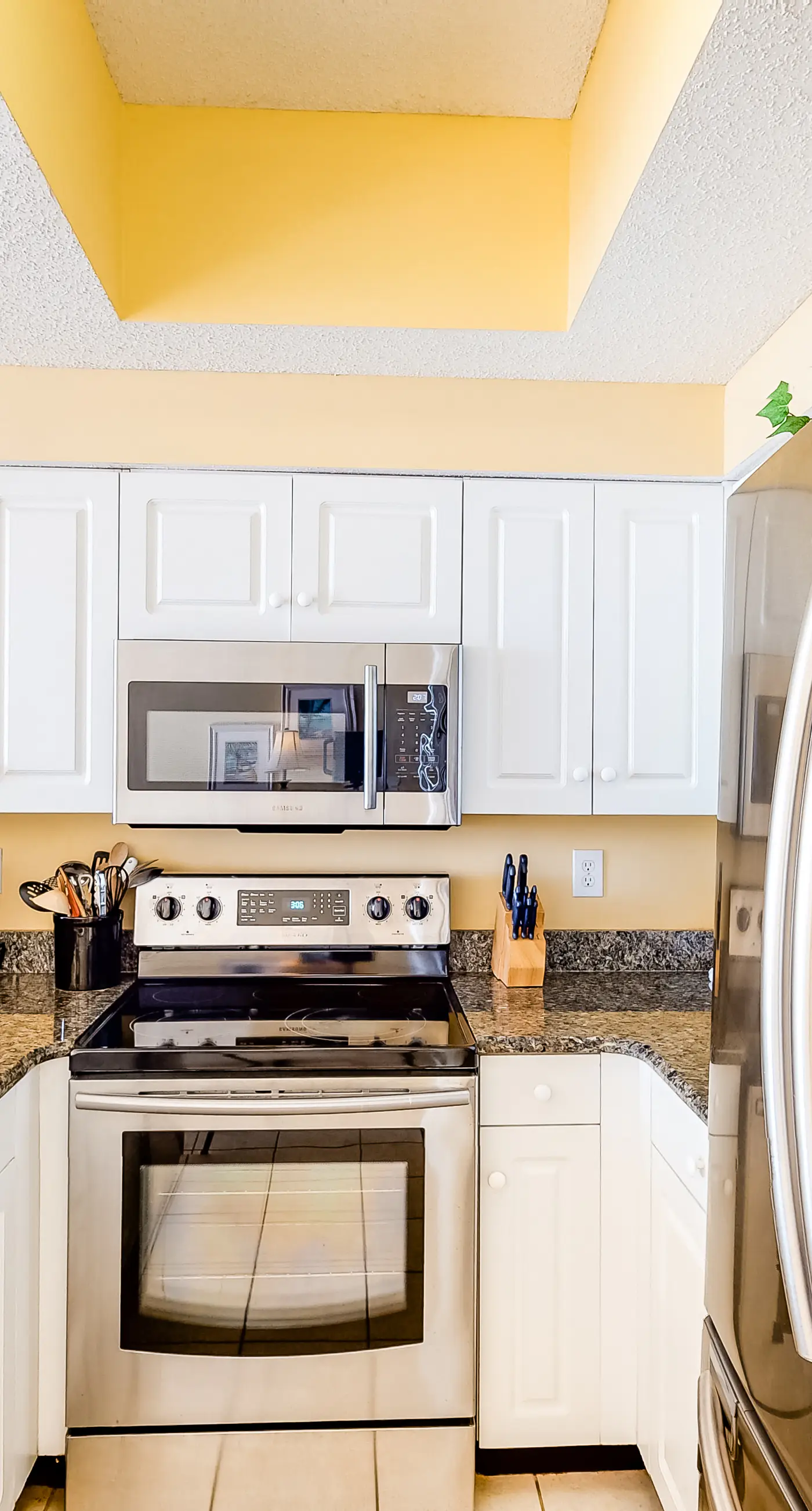 Bright, Updated gulf view condo, Stunning views, Close to entertainment