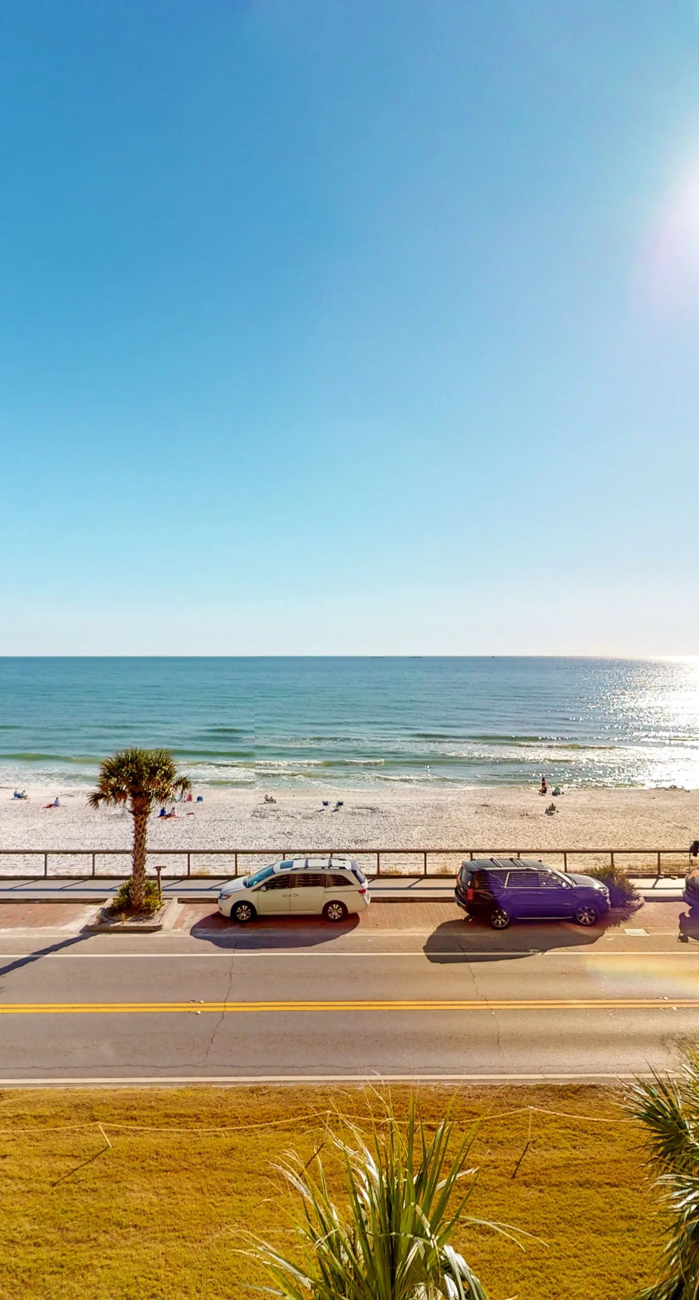 Bright, Updated gulf view condo, Stunning views, Close to entertainment