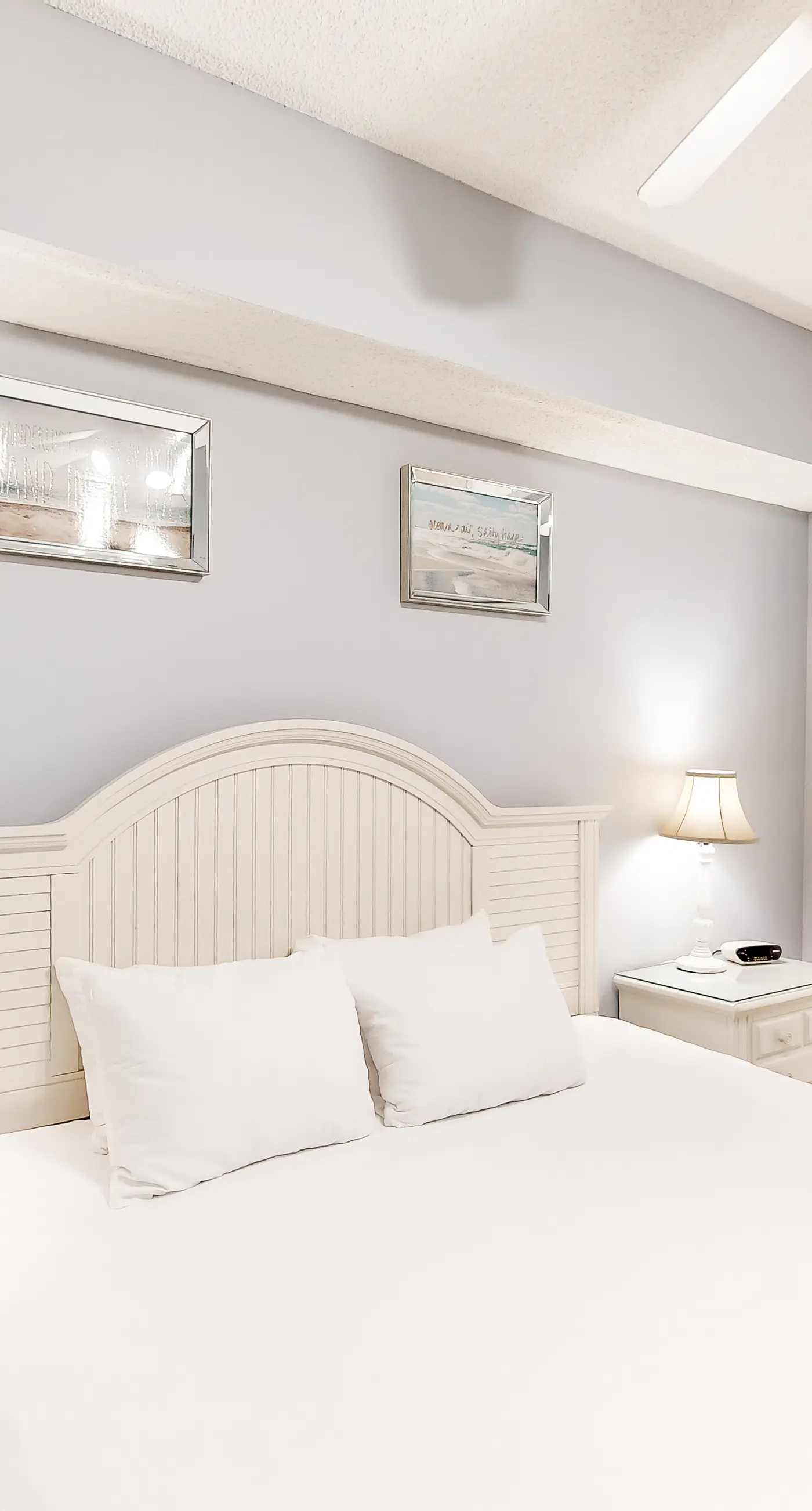 3rd Floor Comfortable gulf view Condo, Steps to beach, Shopping & dining nearby