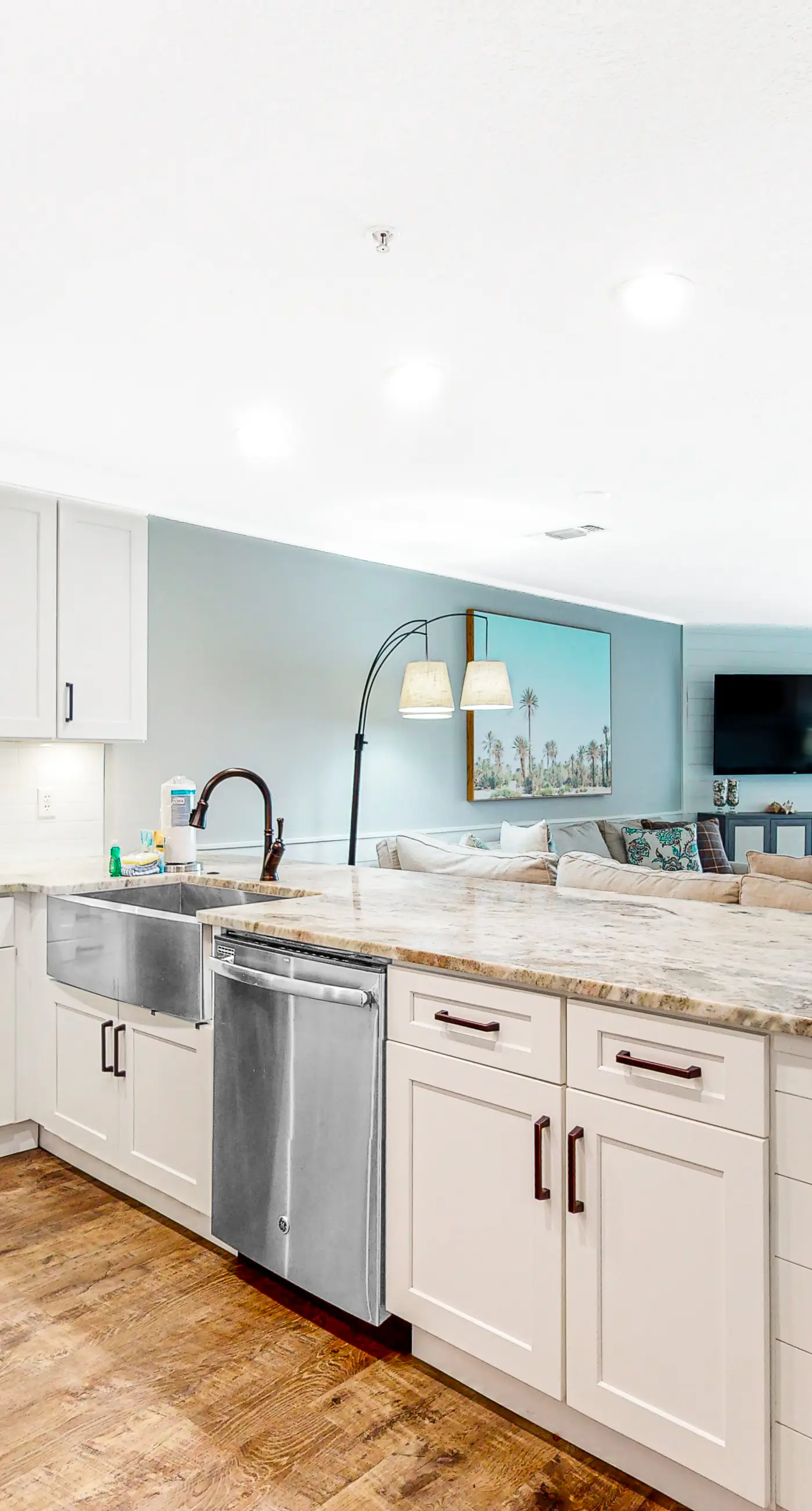 Ground-floor condo with large patio, pools, tennis, & parking - steps to beach