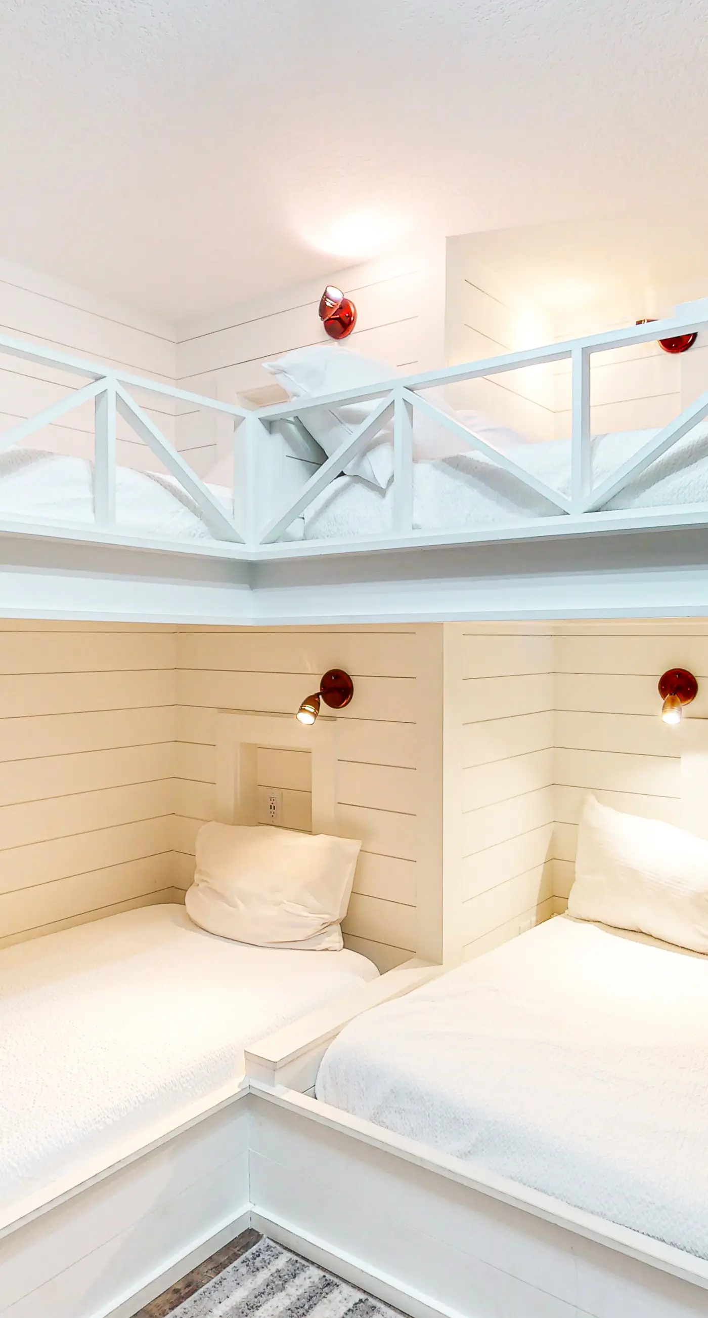 Ground-floor condo with large patio, pools, tennis, & parking - steps to beach