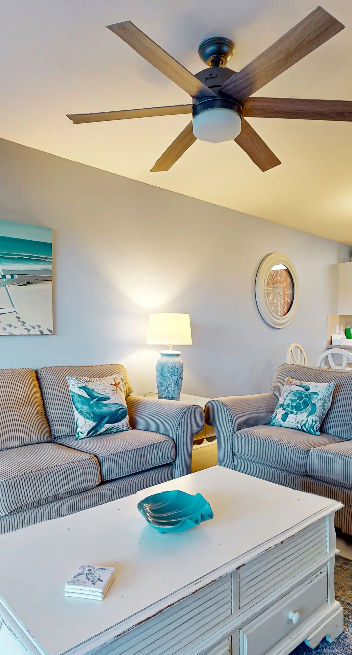 Friendly Condo with Private washer&dryer, High-Speed WiFi, & Beach Access