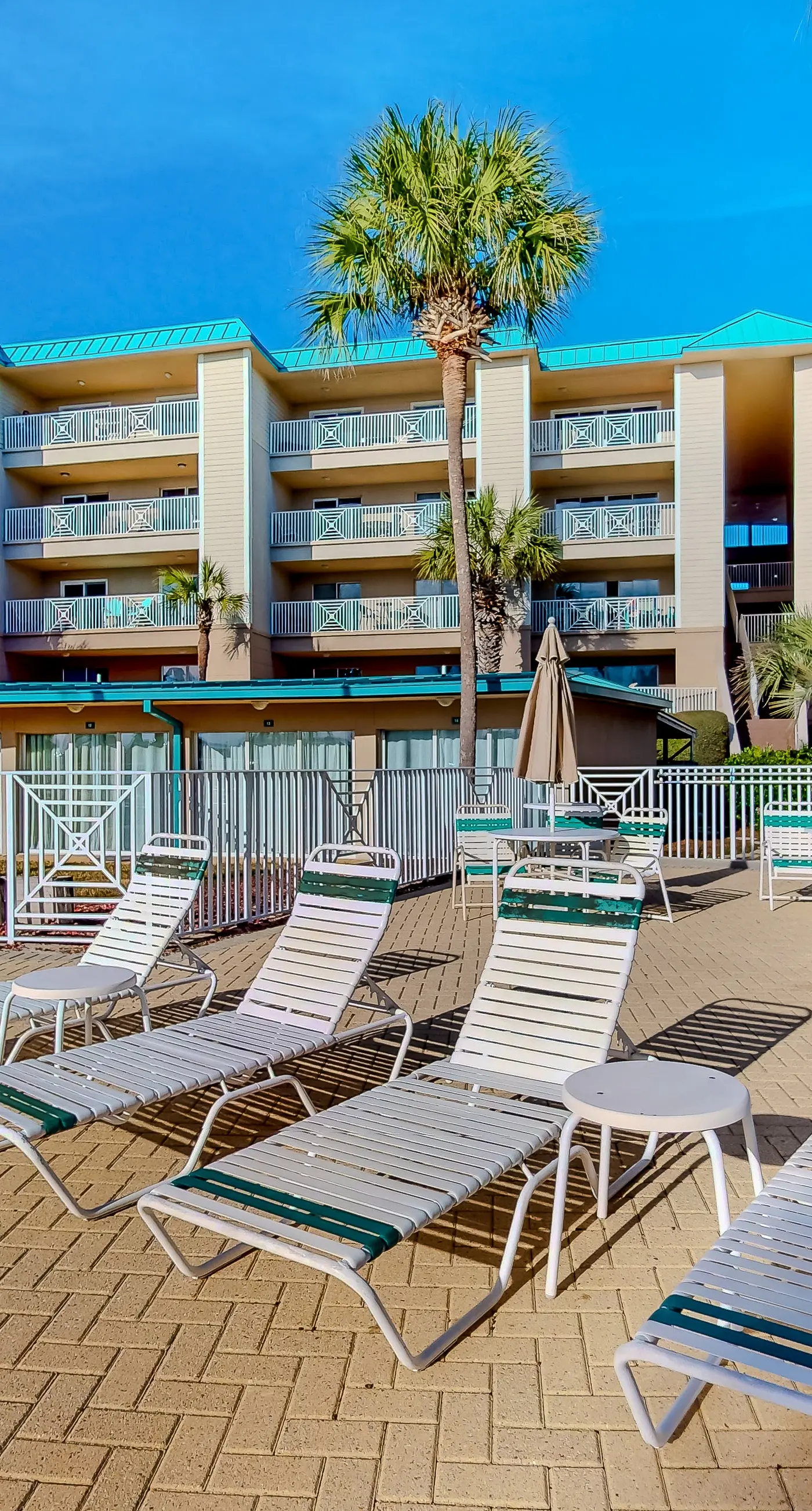 Ocean view condo with high-speed WiFi, balcony, shared pool, & beach access