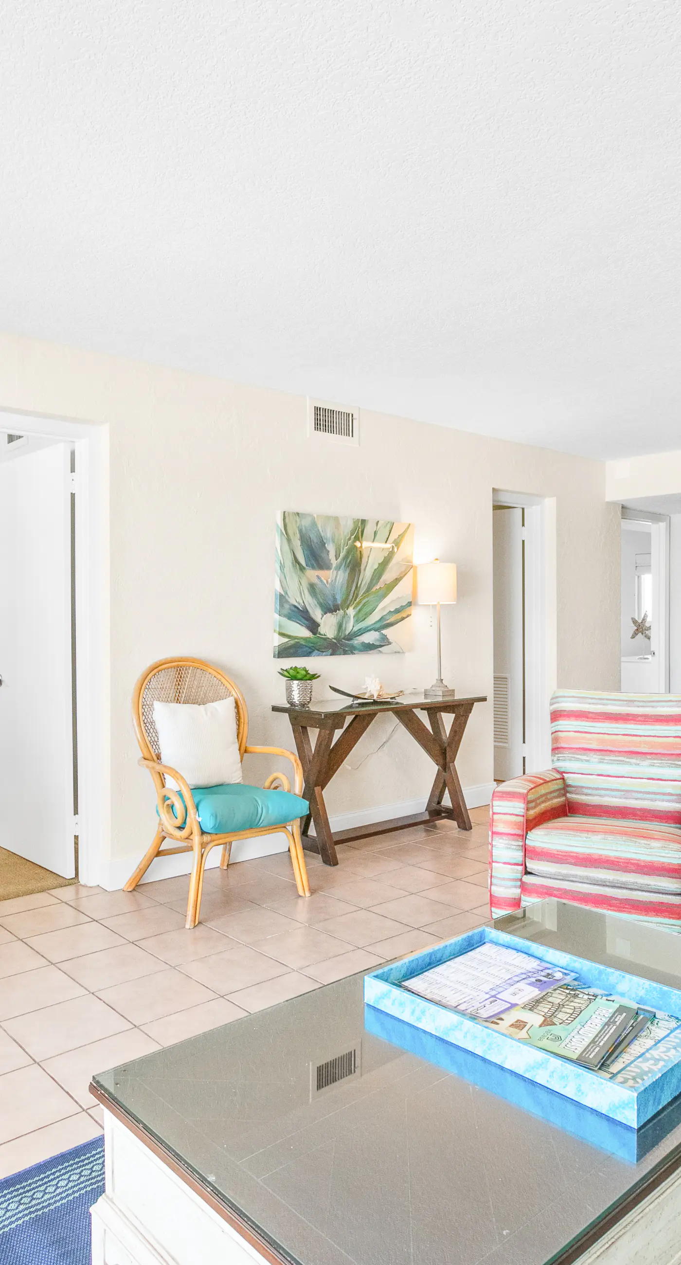 Well-equipped Gulf-front condo on 3rd floor with outdoor pool, grills & gym